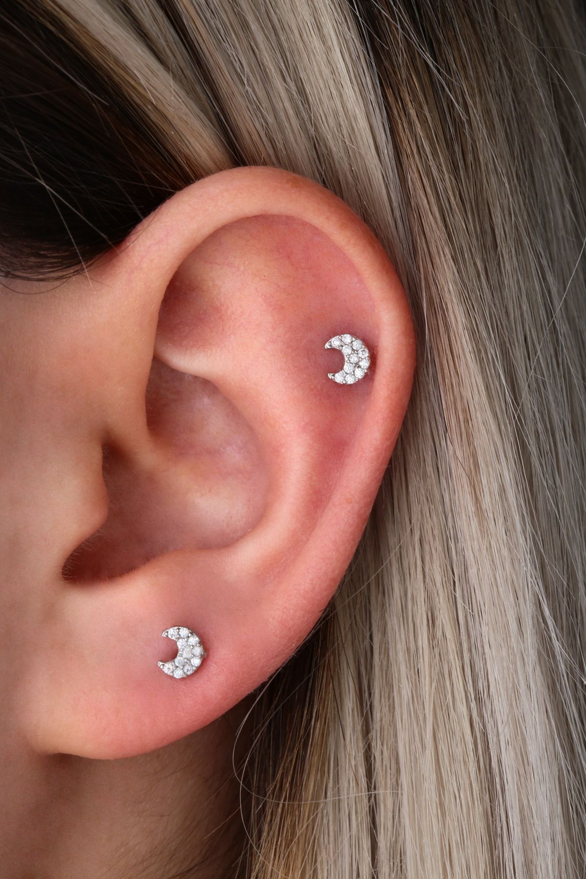 Crescent shop helix earring