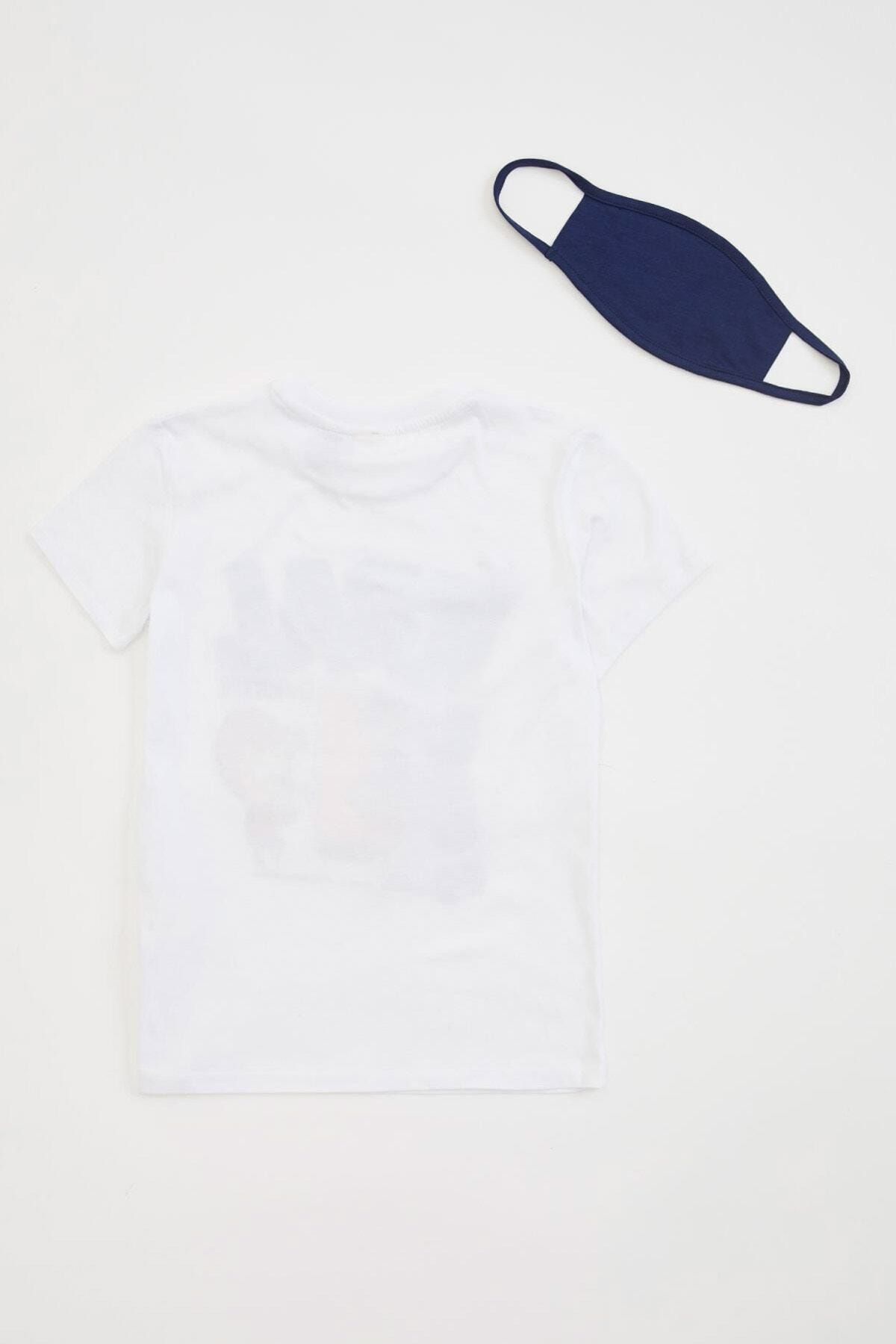 Erkek Çocuk Beyaz Kral Şakir Lisanslı T-Shirtv e Maske Set