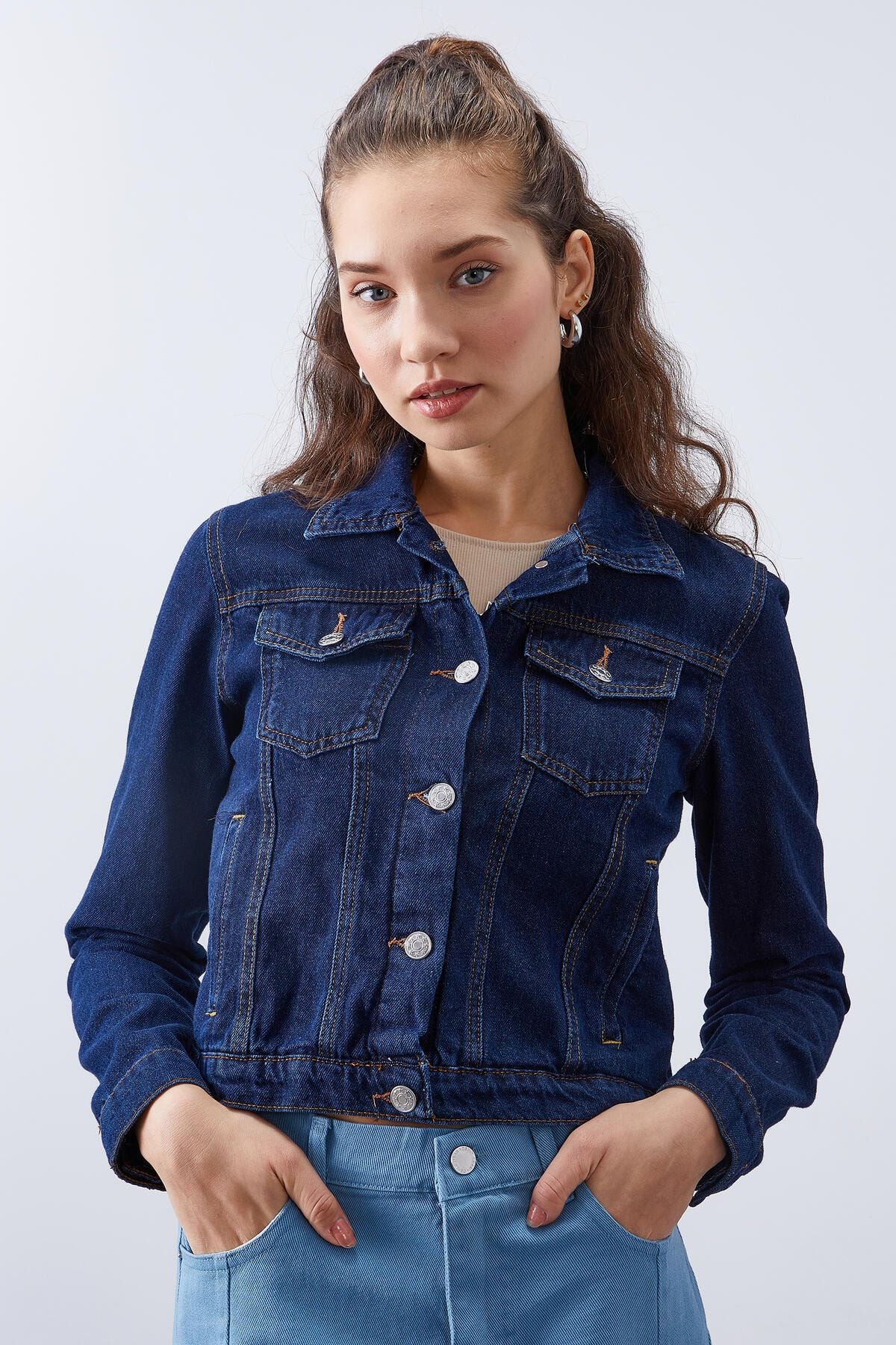 Tommy Life Dark Blue Women s Buttoned Denim Jacket with Pockets