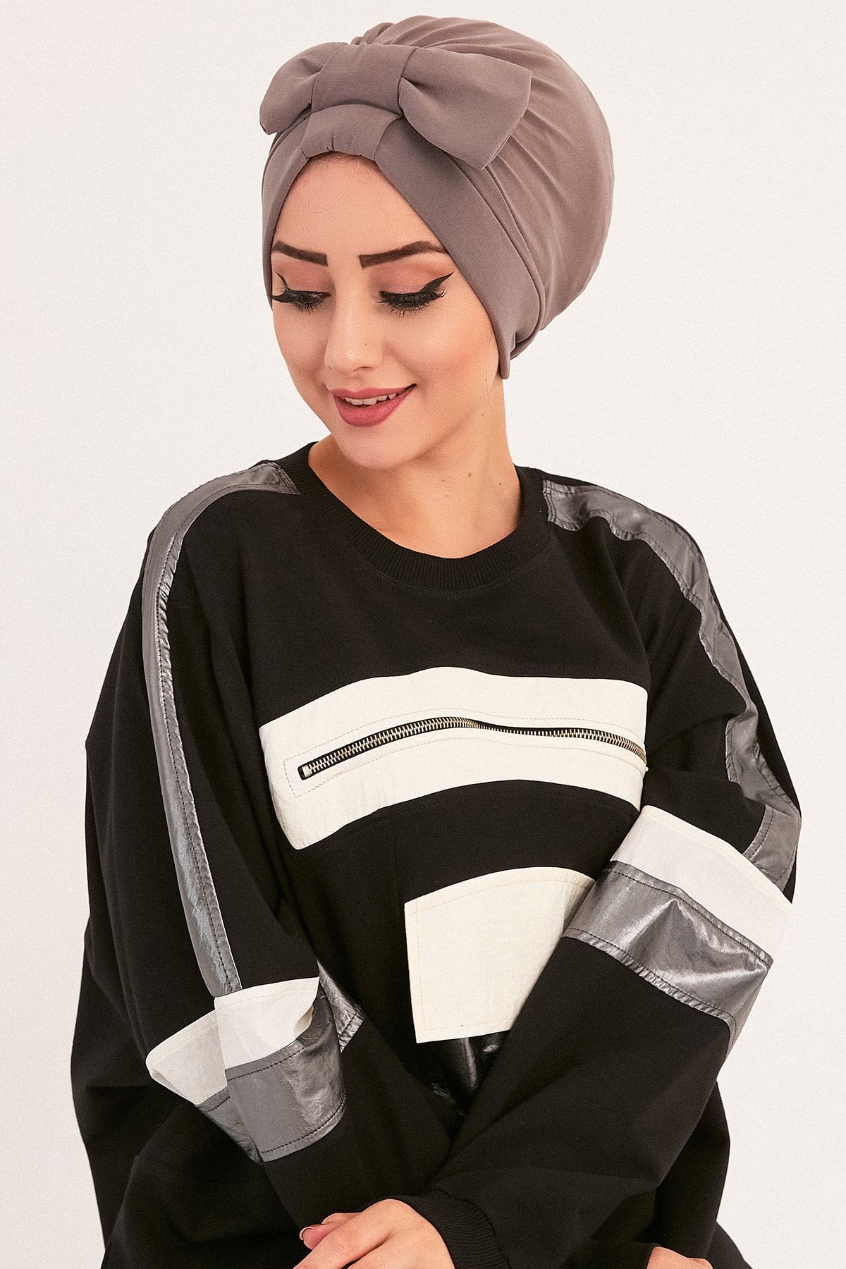 Fulla Moda Fiyonklu Bone