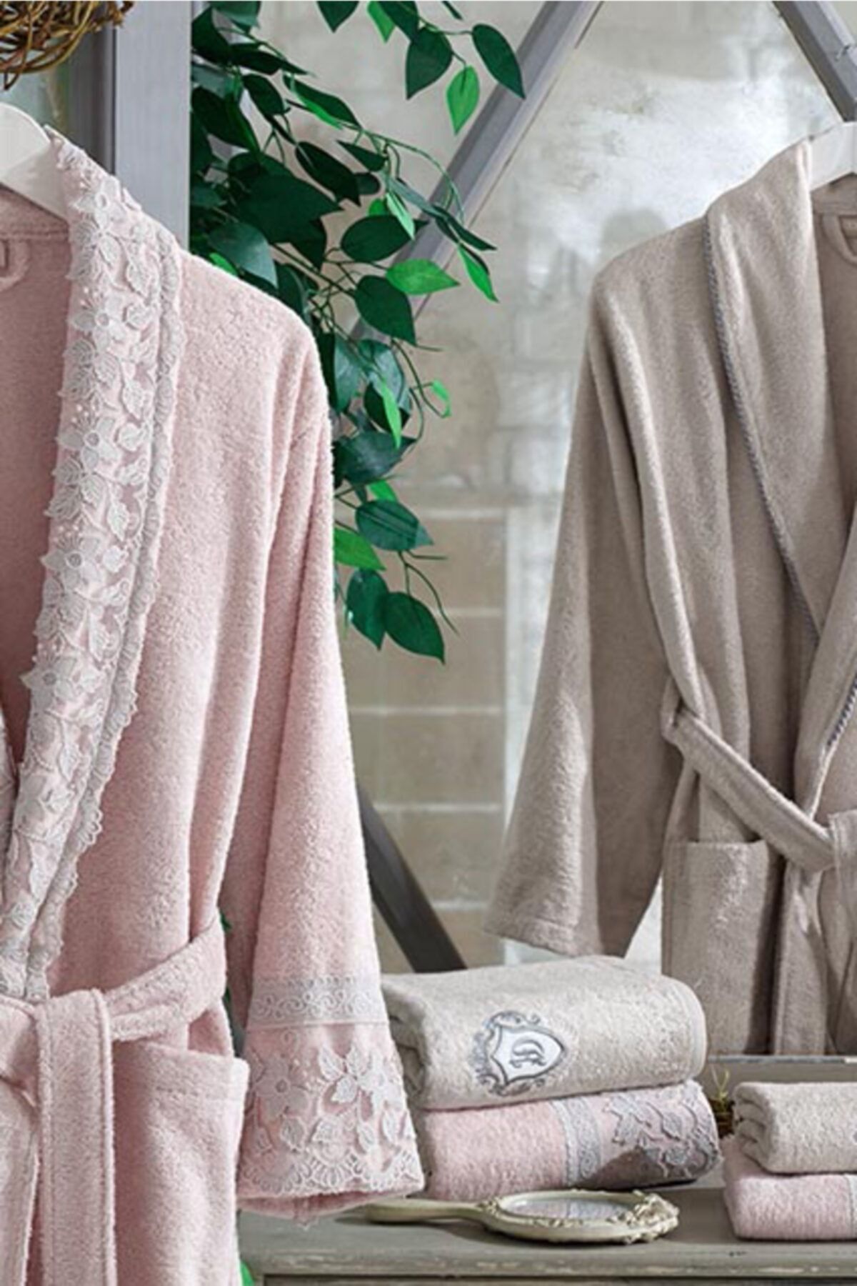 Dantela Unisex Pudra Taş Flower Gipürlü Bambu Bornoz Seti 8 Parça