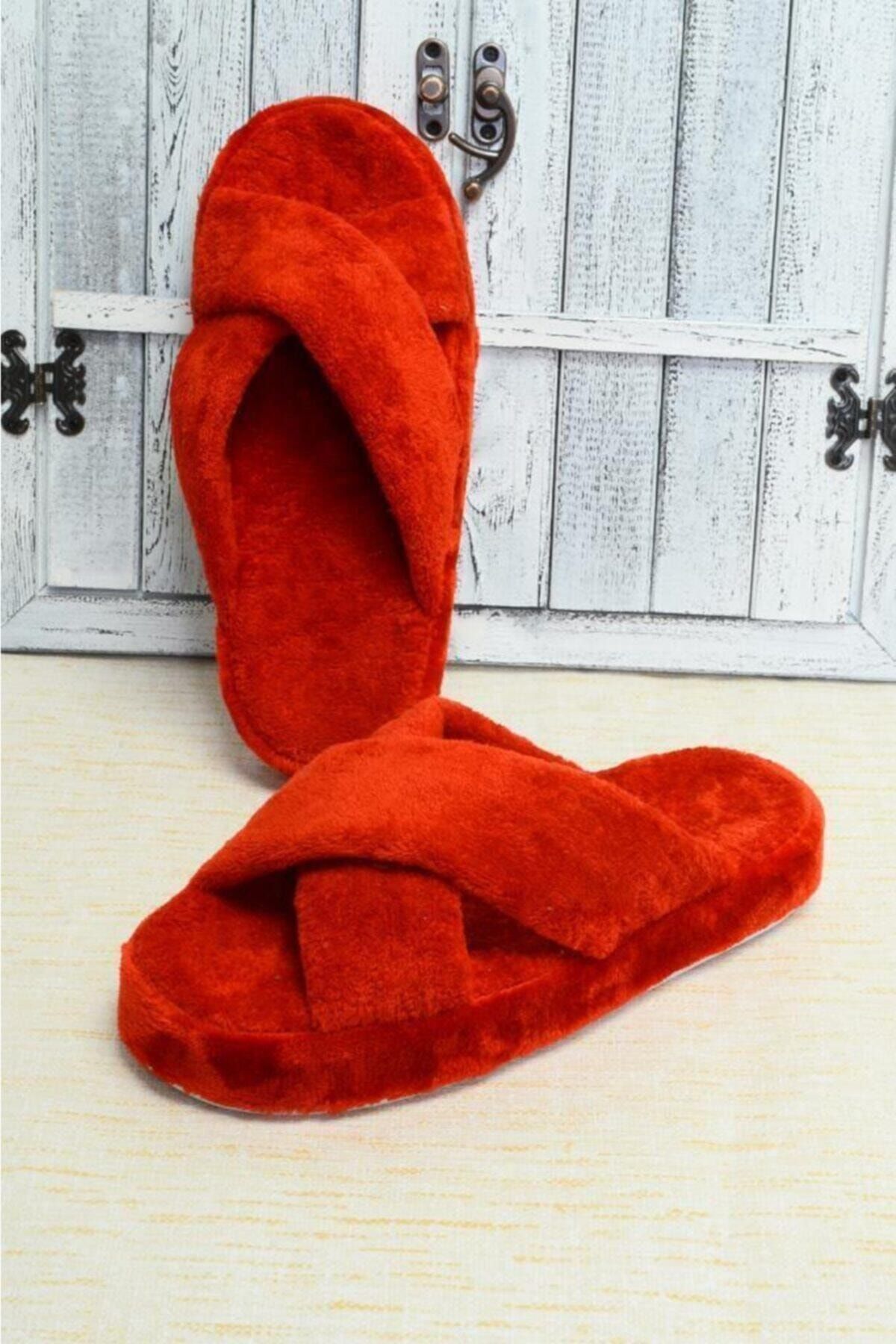 Nmoda Kadın Kırmızı Peluş Ev Terliği