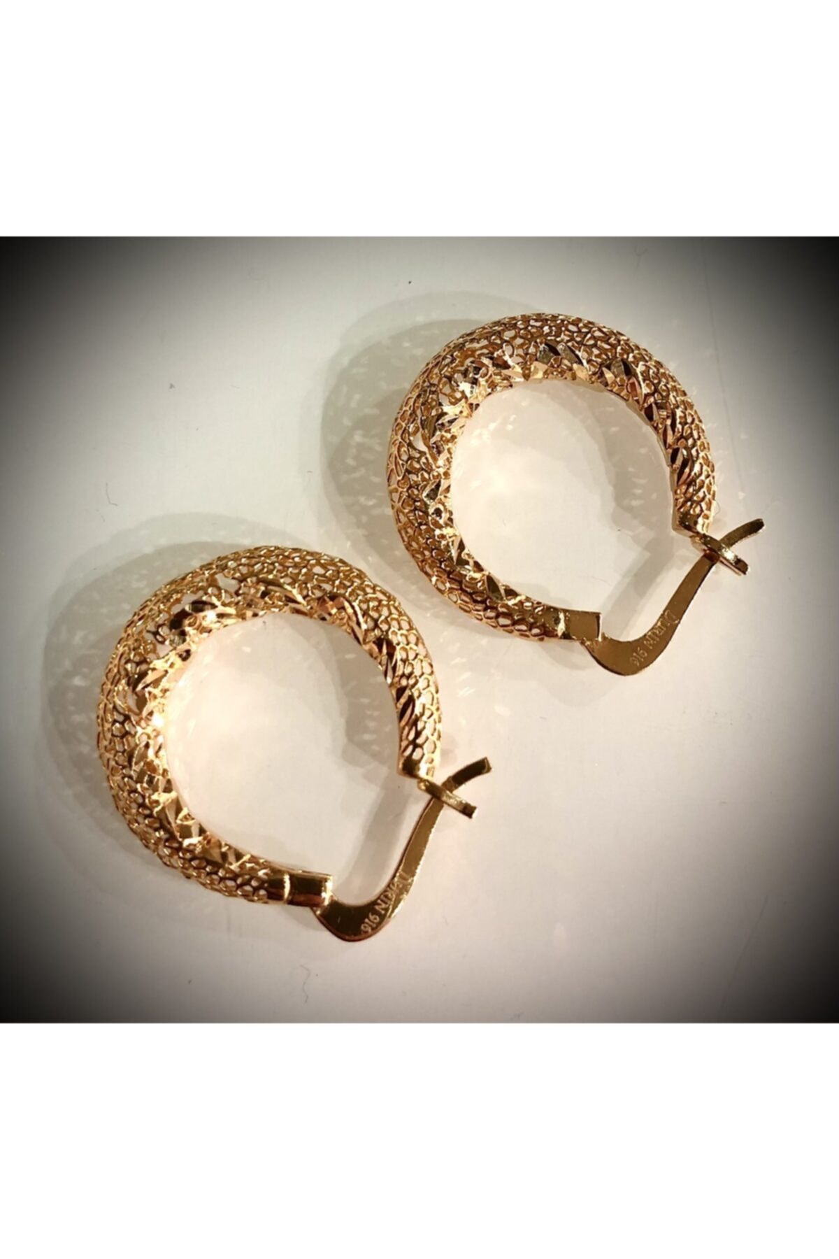 Hanoğlu 22 Ayar Altın Halka Küpe 3.95gr