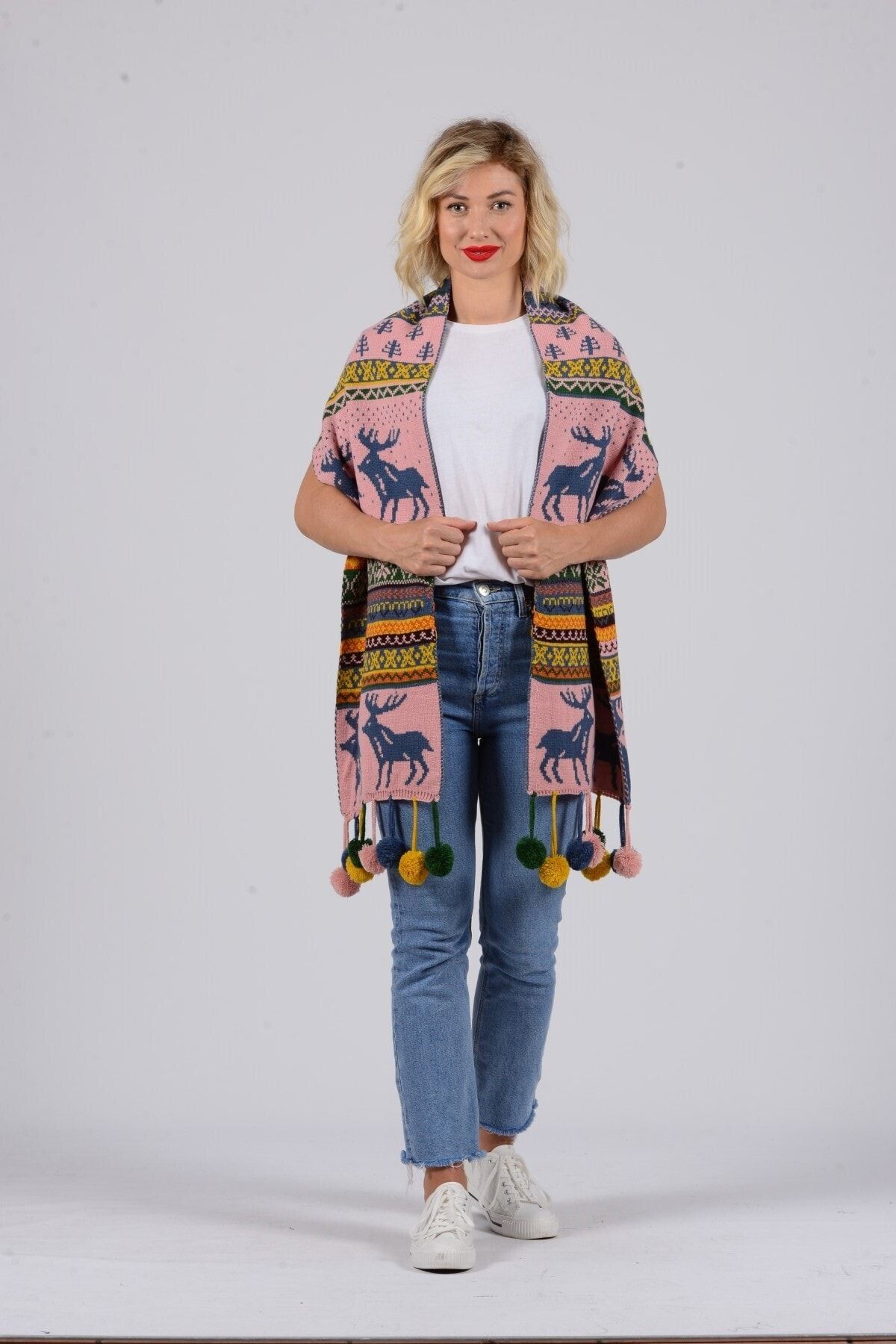Gezgin tekstil ve aksesuar Kadın Dokuma Etnik Geyik Desenli Uçları Ponponlu Multicolor Şal