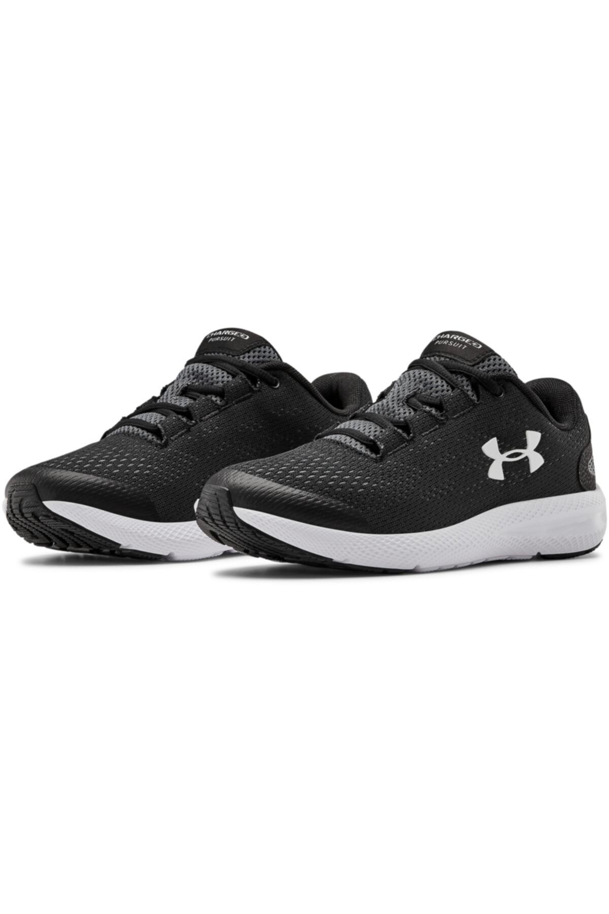 Under armour boys hotsell pursuit