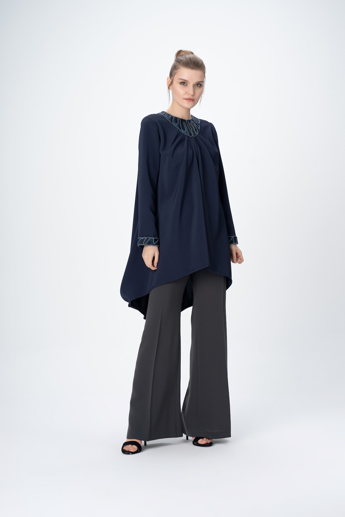 Bukra Couture Pardesü