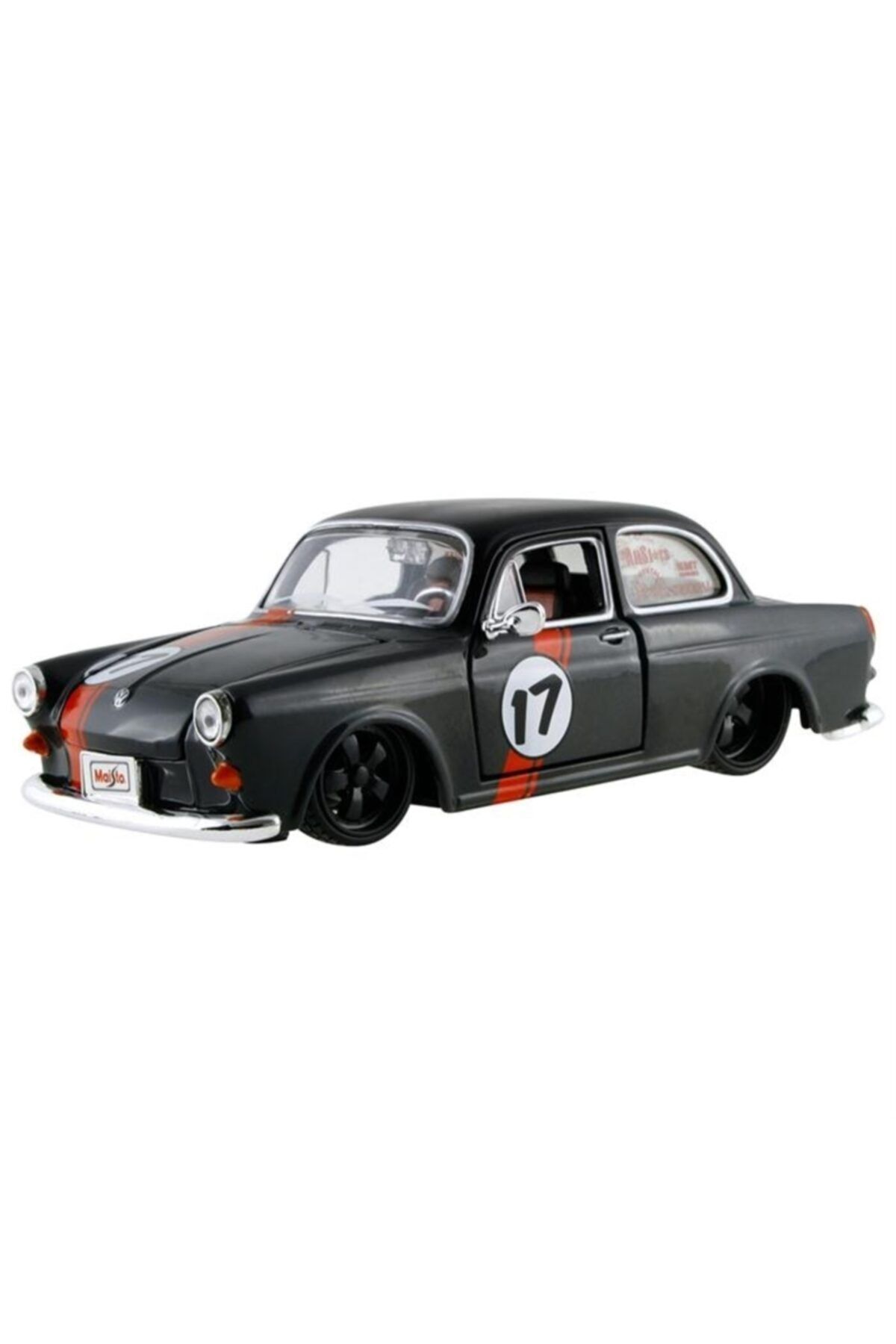Maisto Volkswagen 1600 Notchback 1/24 Model Araba