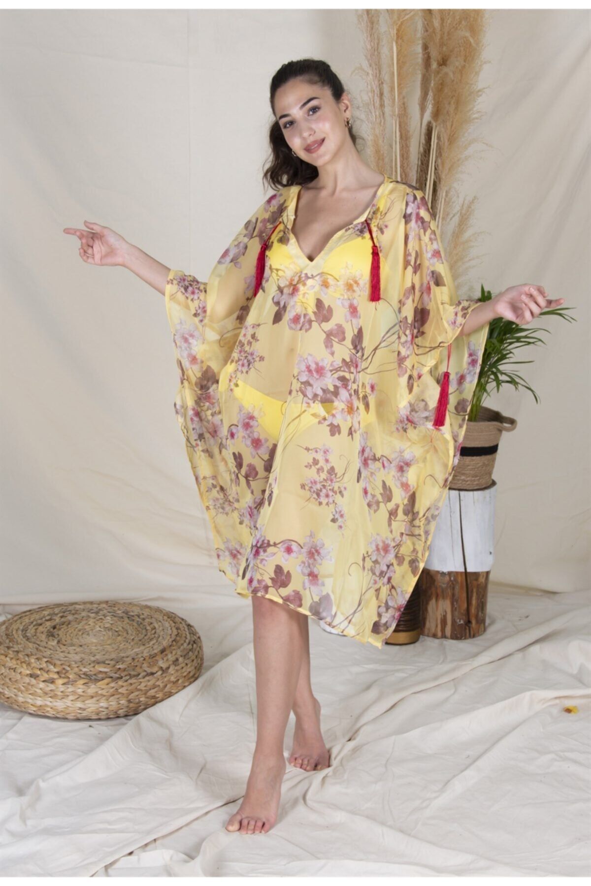Bonitas Beachwear Bonitas Yaka Püskül Detay Çiçekli Pareo Mm19-p519