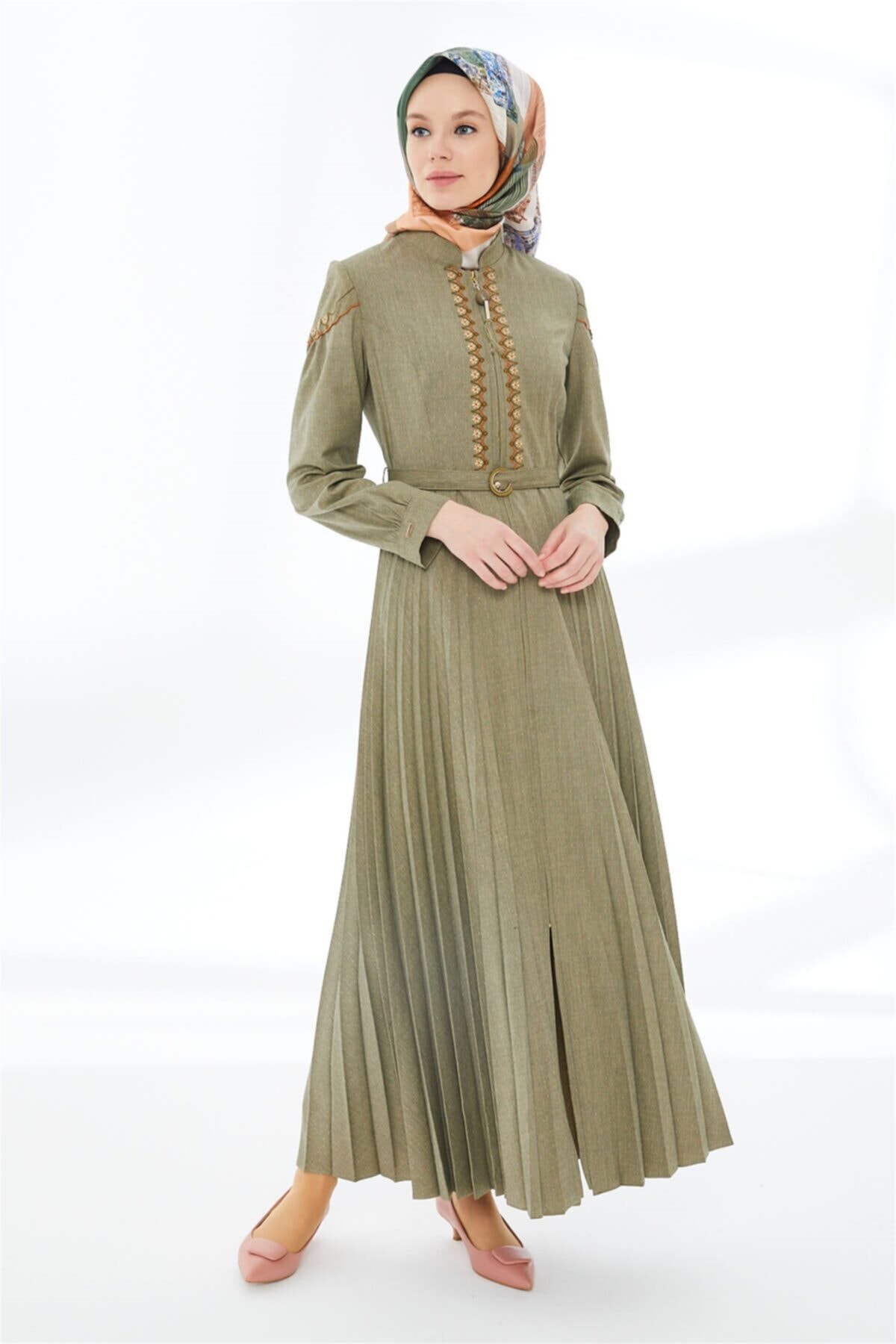 Zühre Nakış Ve Plise Detaylı Haki Pardesü 12403