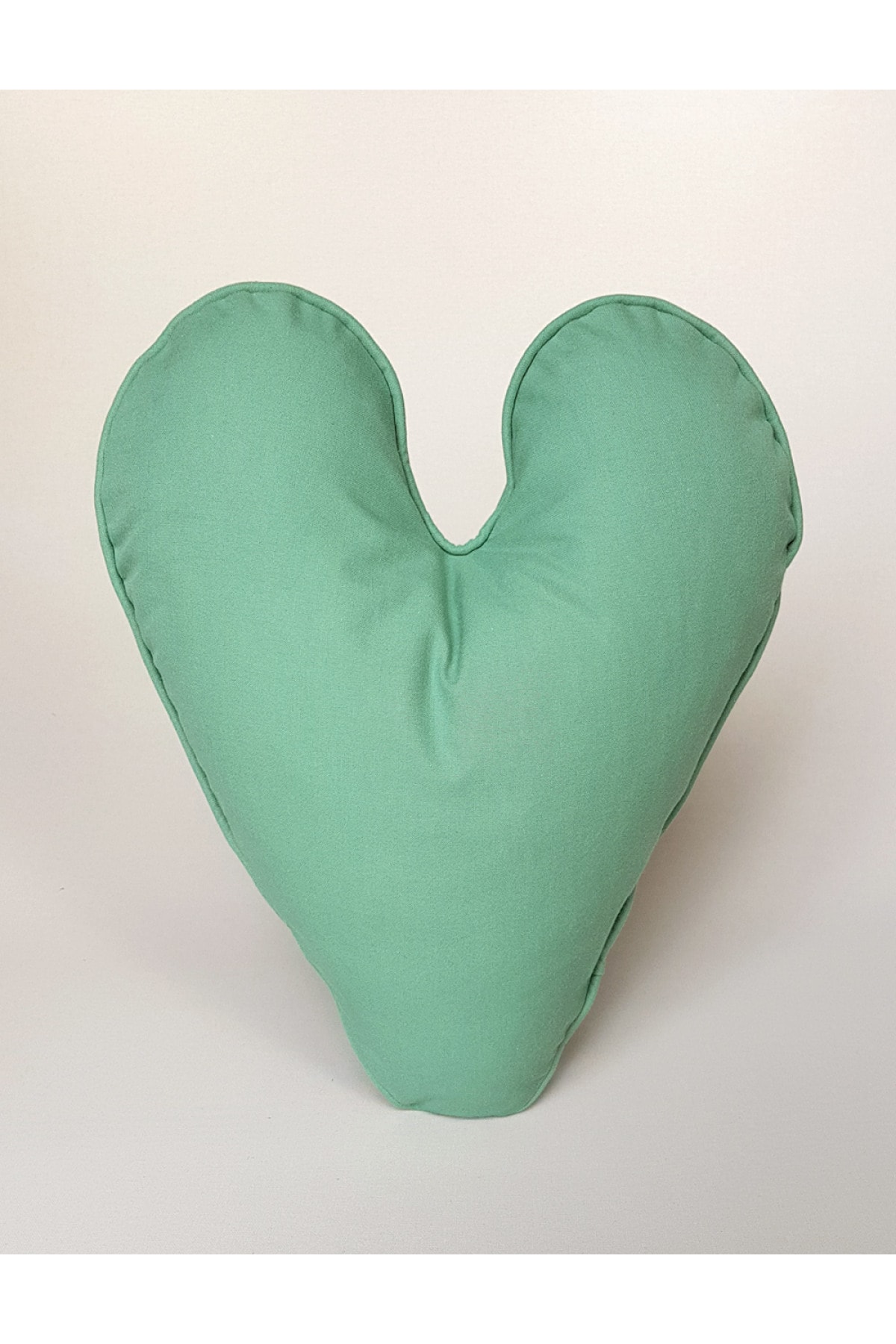 Baluna Pamuklu Love Kalp Yastık 35cm X 40cm
