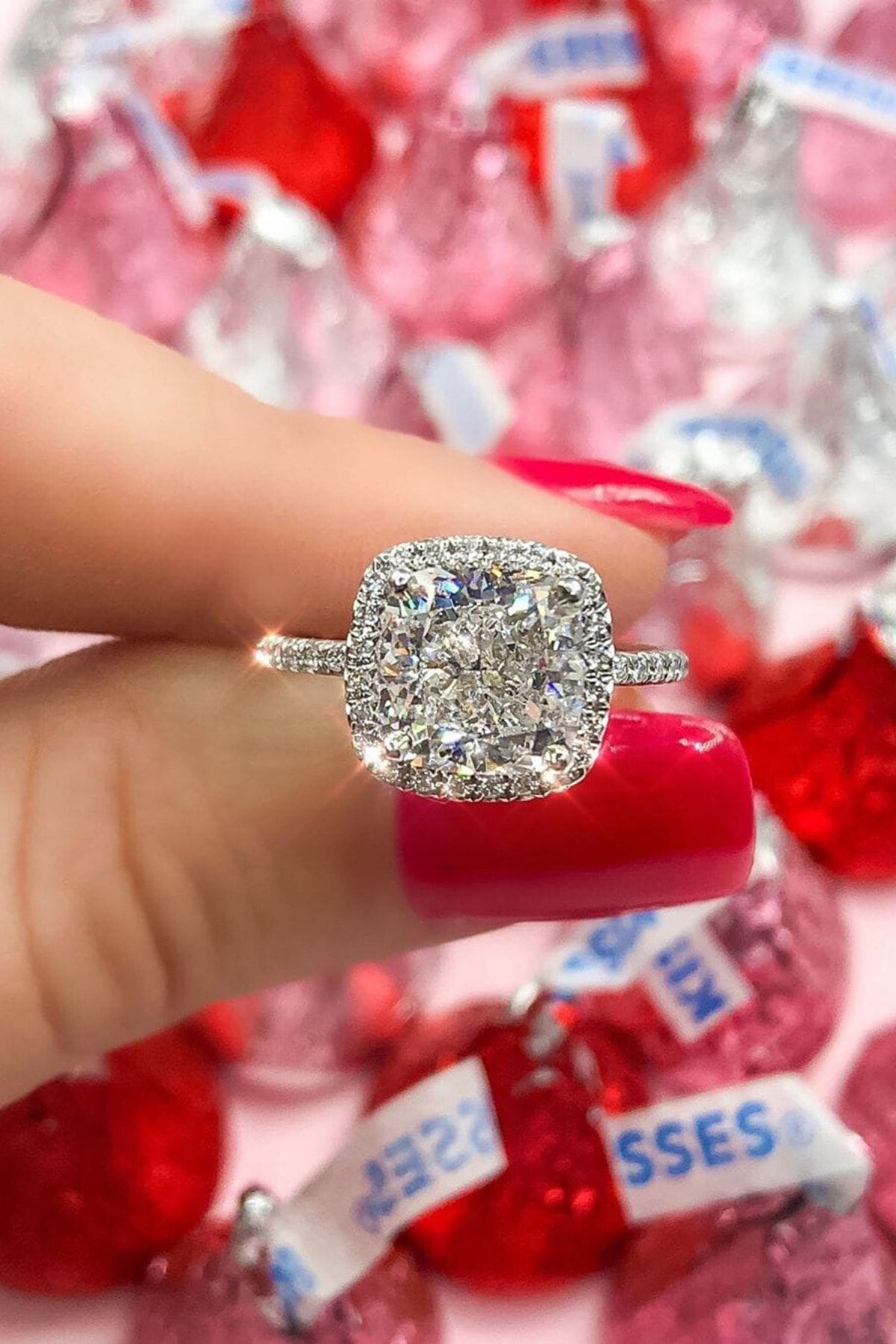 Crystal Diamond Zirconia Kadın Labaratuvar Pırlantası 2 Carat Tektaş Yüzük