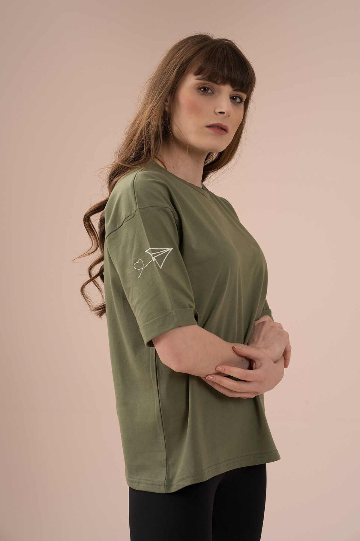 PushOver Kolu Nakışlı Kadın T-shirt 4015