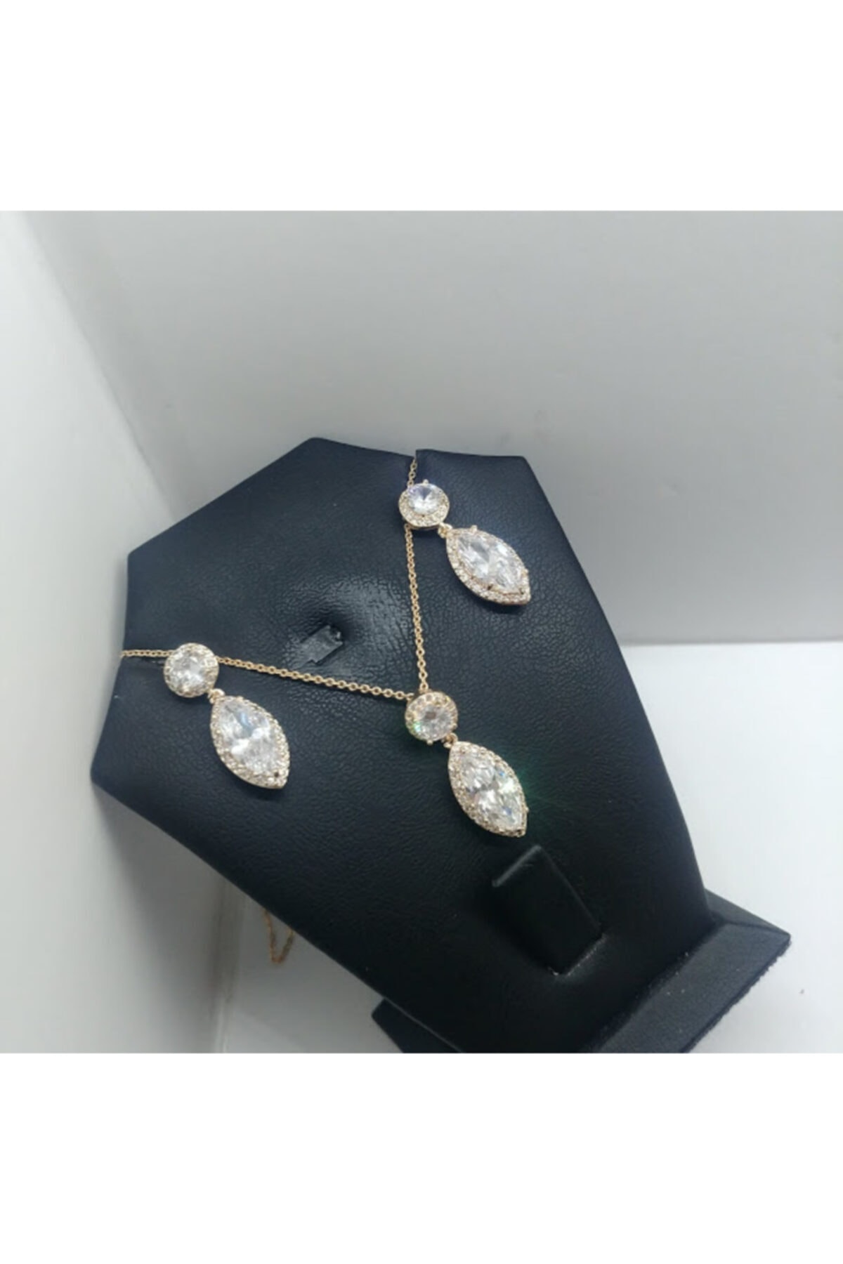 TAKI TASARIM Zirkon Set Kolye Küpe