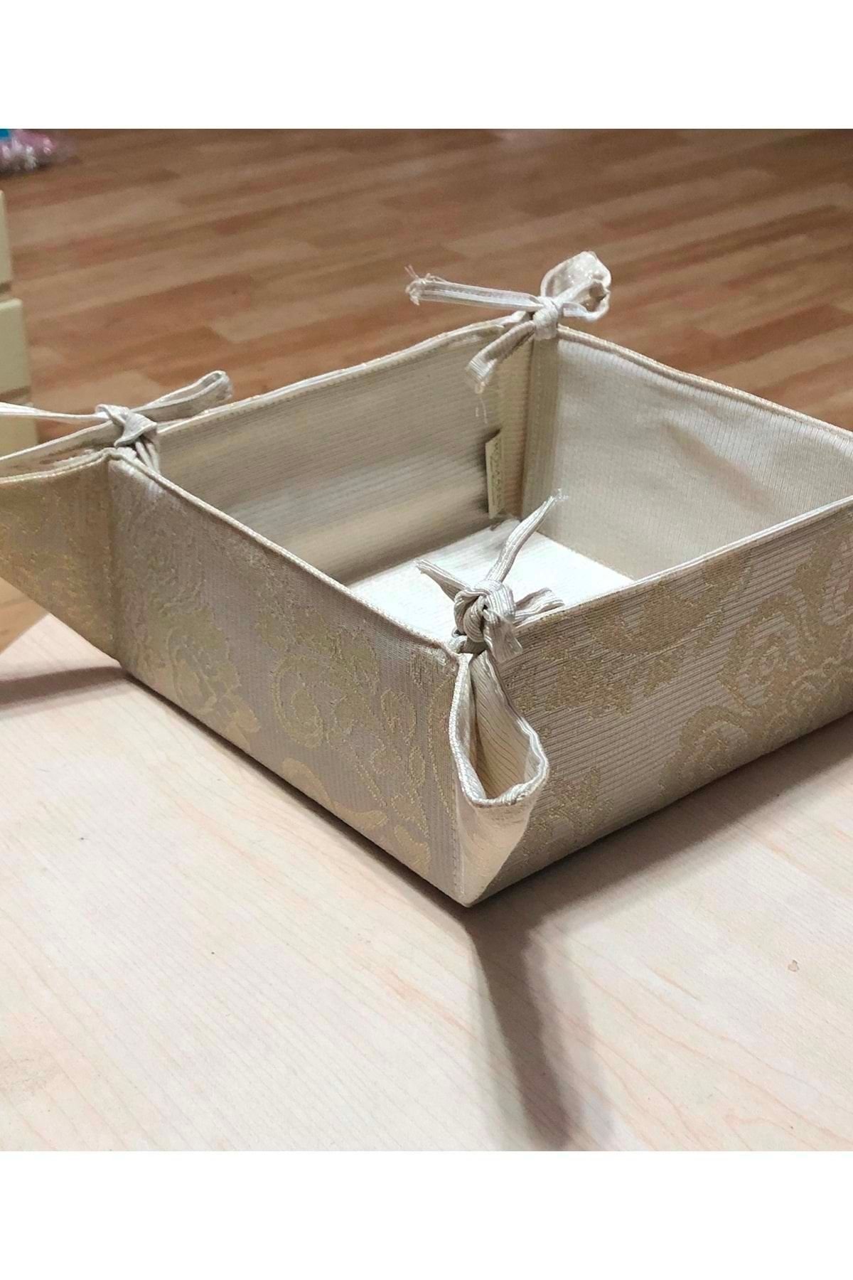 Romans Ekmek Sepeti Simli Jakarlı Lurex 35x35 Gold