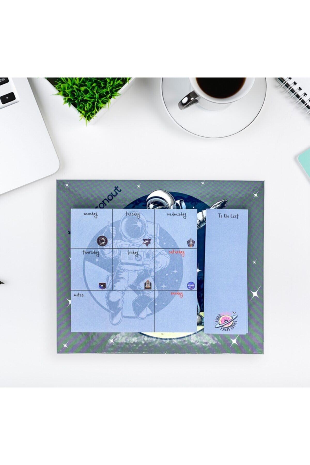 Şeker Ofisi Kiwoodesign The Astronout Masaüstü Haftalık Planlayıcı