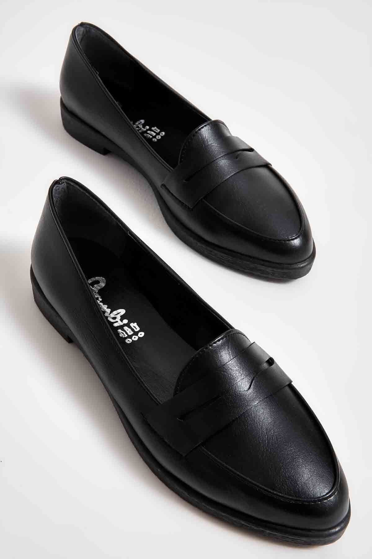 Bambi Siyah Kadın Loafer Ayakkabı M06411700