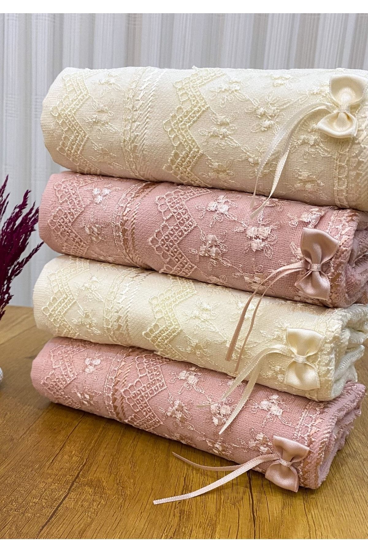 Beige patterned towels deals