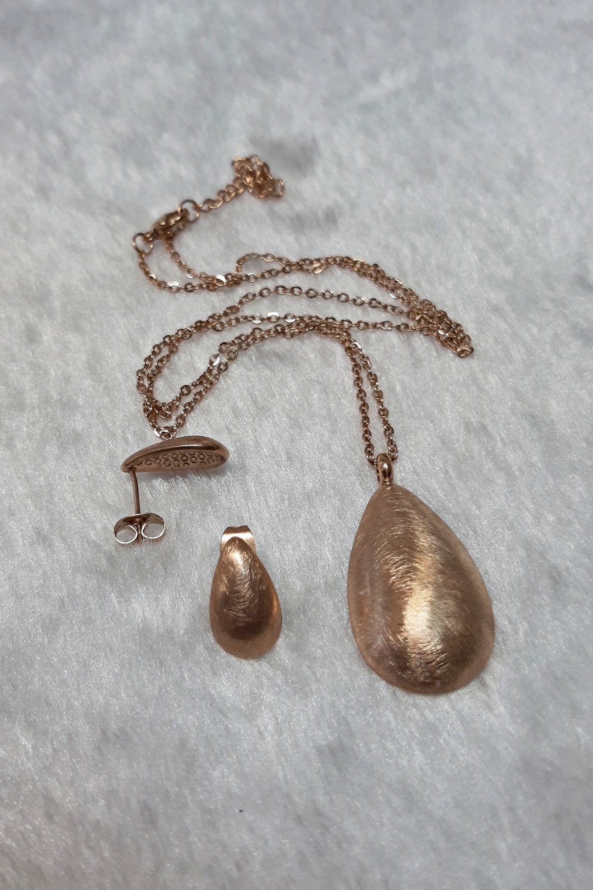 Palmiero Matlı Damla Çelik Küpe Kolye Ucu Set