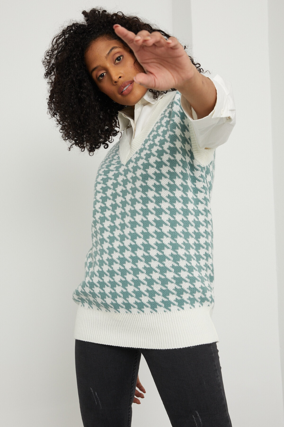 ALTINER Kadın V Yaka Kaz Ayağı Mint Süveter