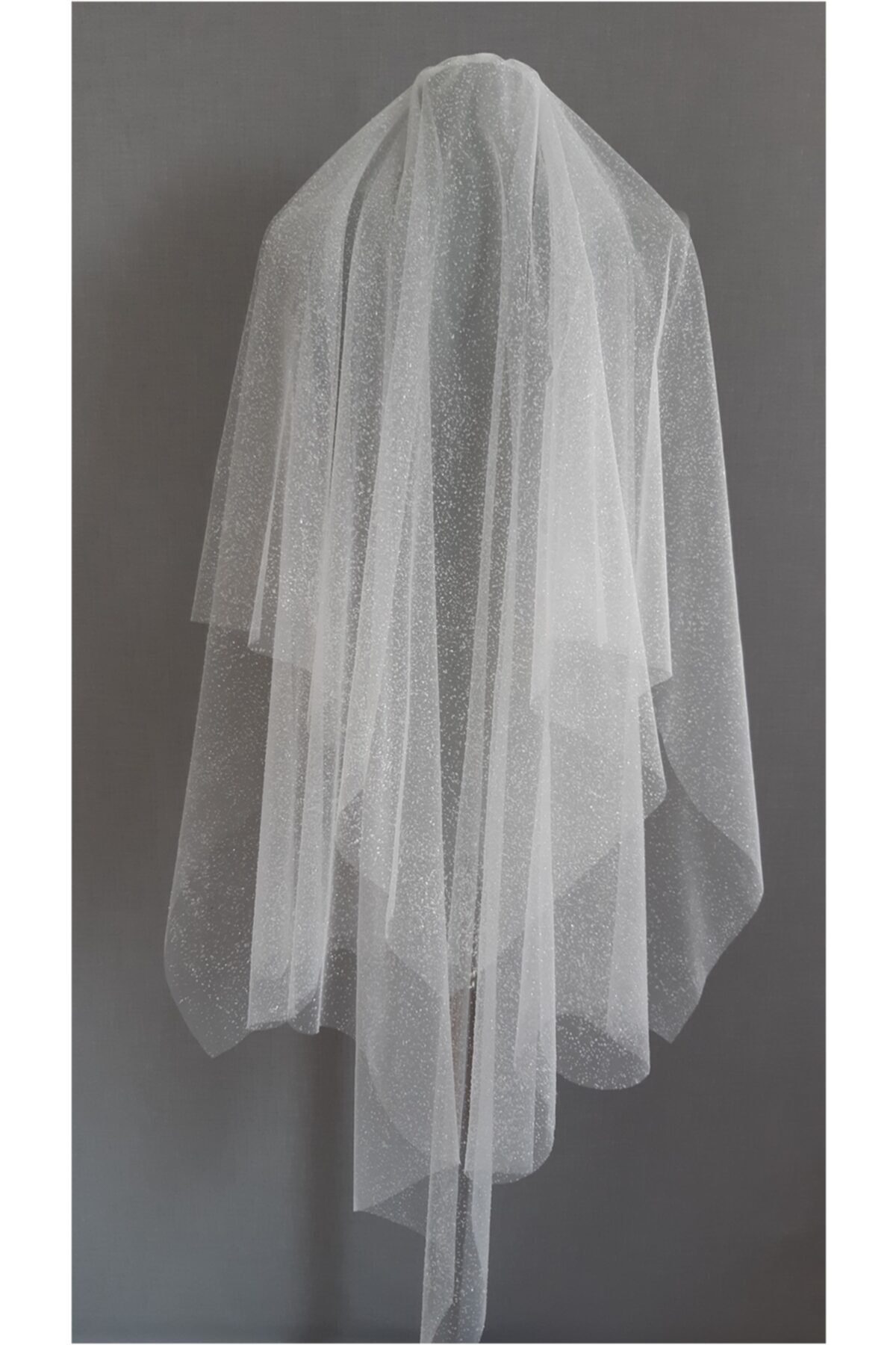 Suzanna Moda Kenarı Düz Püskürtme Simli Kırık Beyaz Duvak