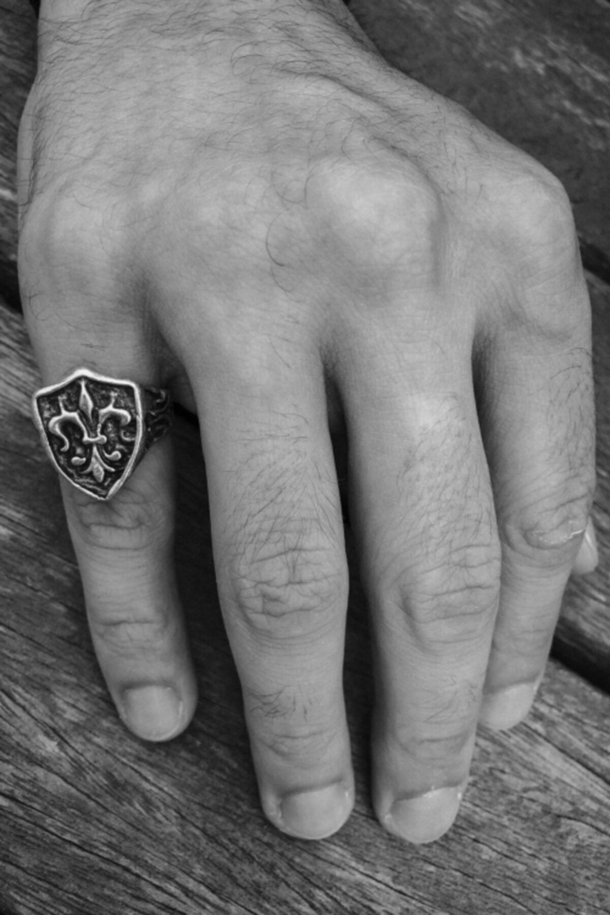 Little finger signet deals ring