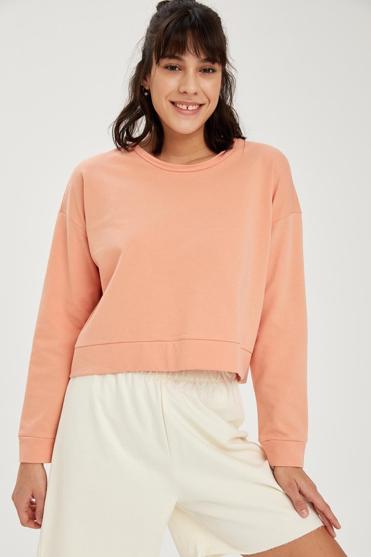 DeFacto Kadın Bordo Relax Fit Crop Sweatshirt T1776AZ20WN