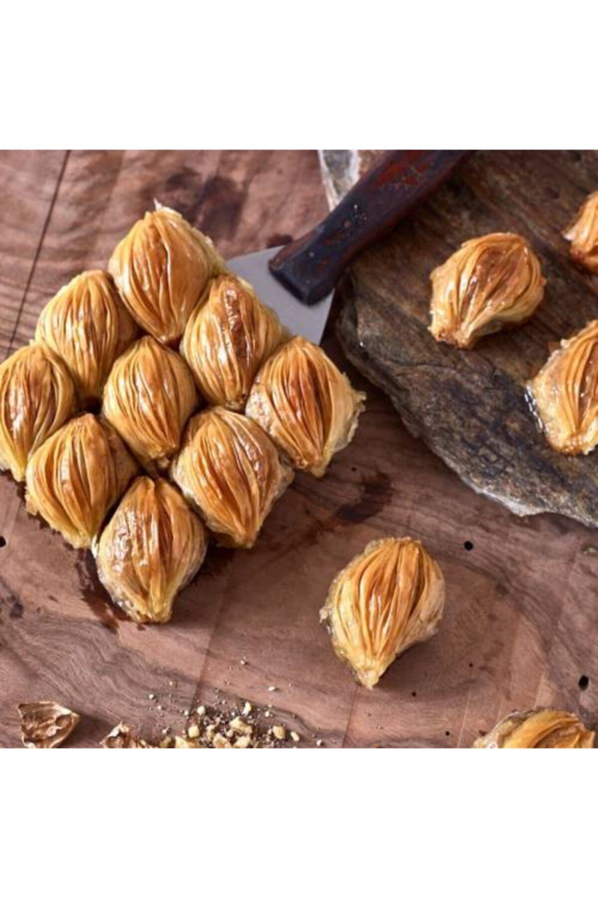 HACI AHMET OĞULLARI BAKLAVA Hacı Ahmet Oğulları Cevizli Midye Baklava 500 gr