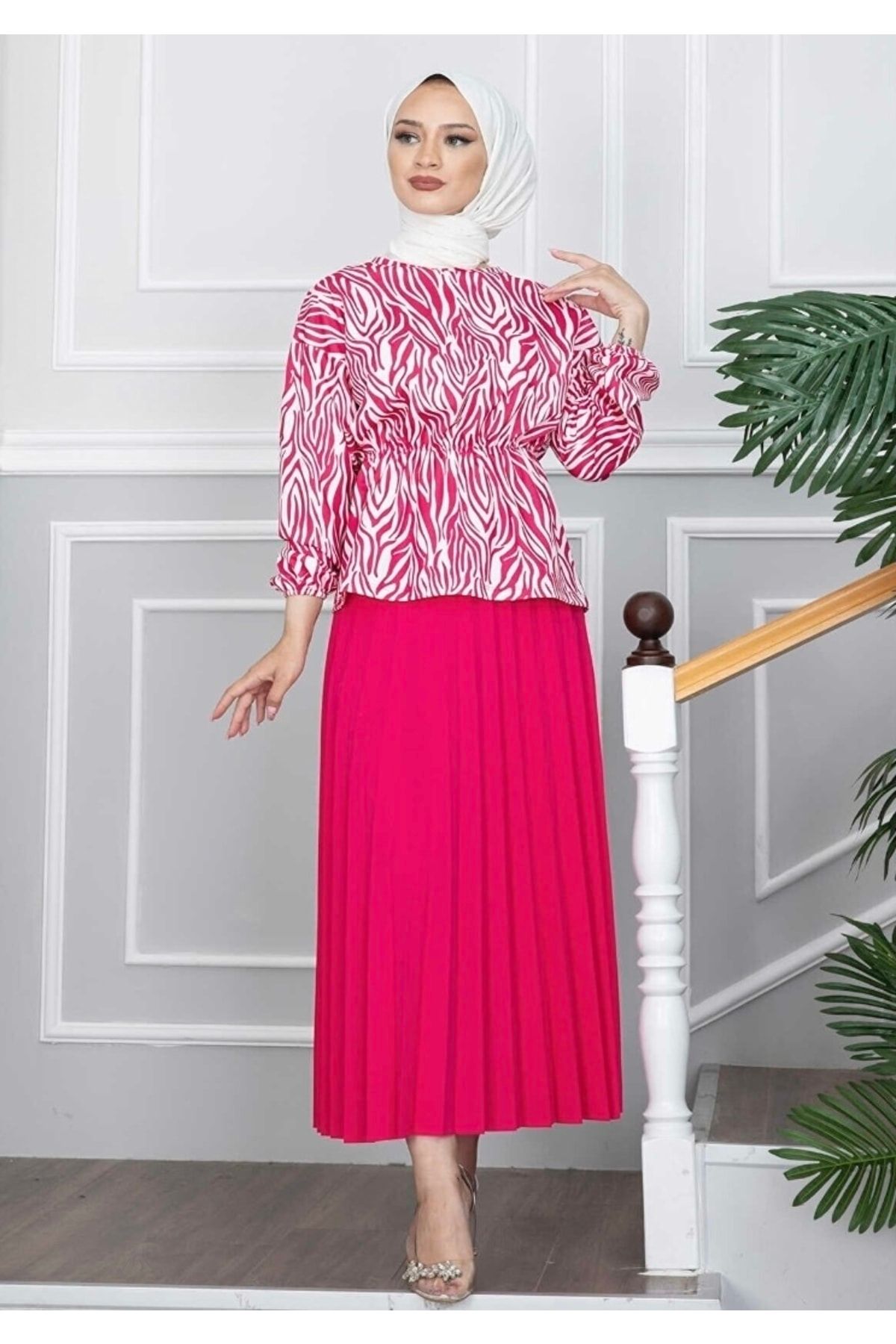 Pink zebra cheap pleated skirt