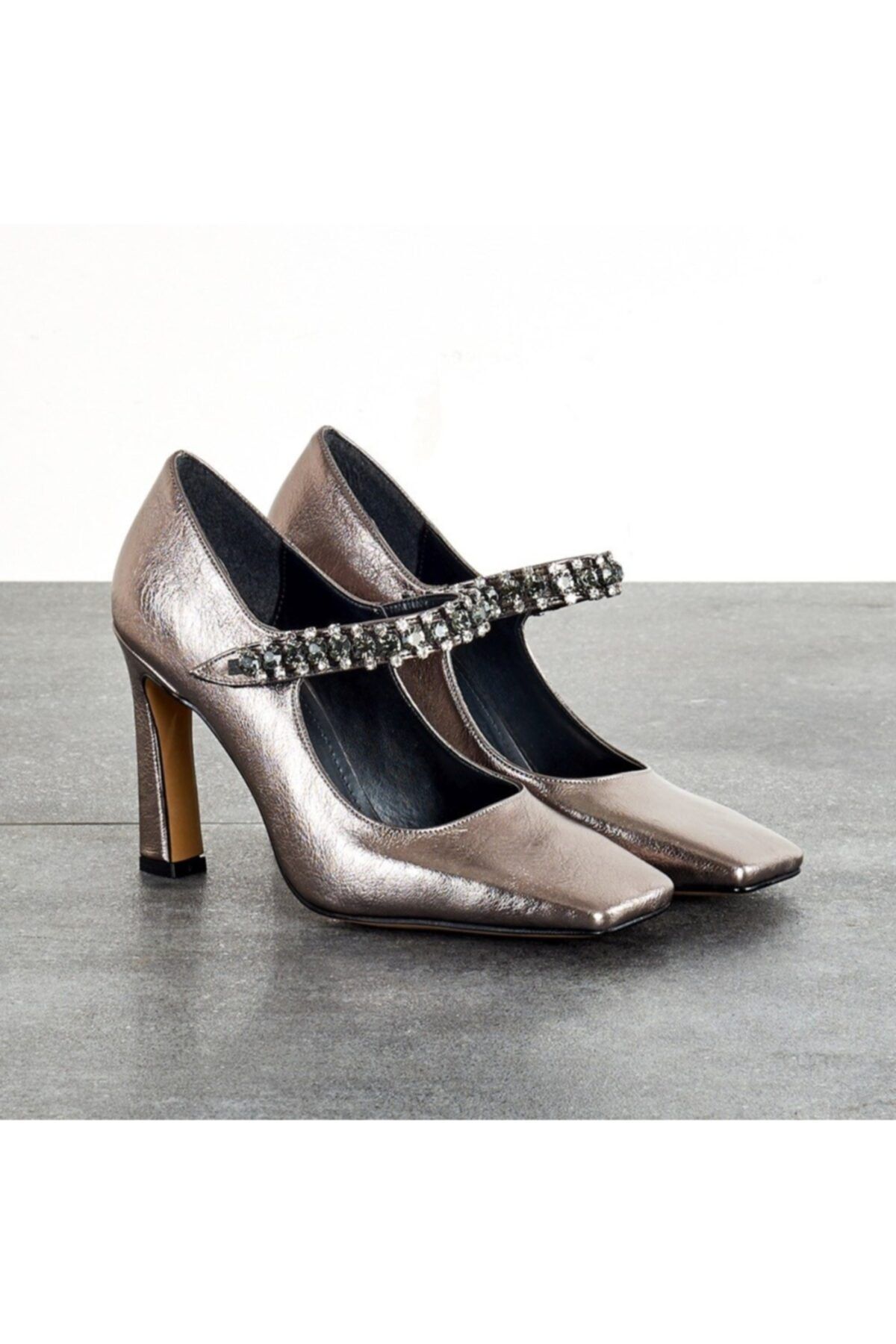 LuviShoes 213 Platin Cilt Kadın Topuklu Ayakkabı
