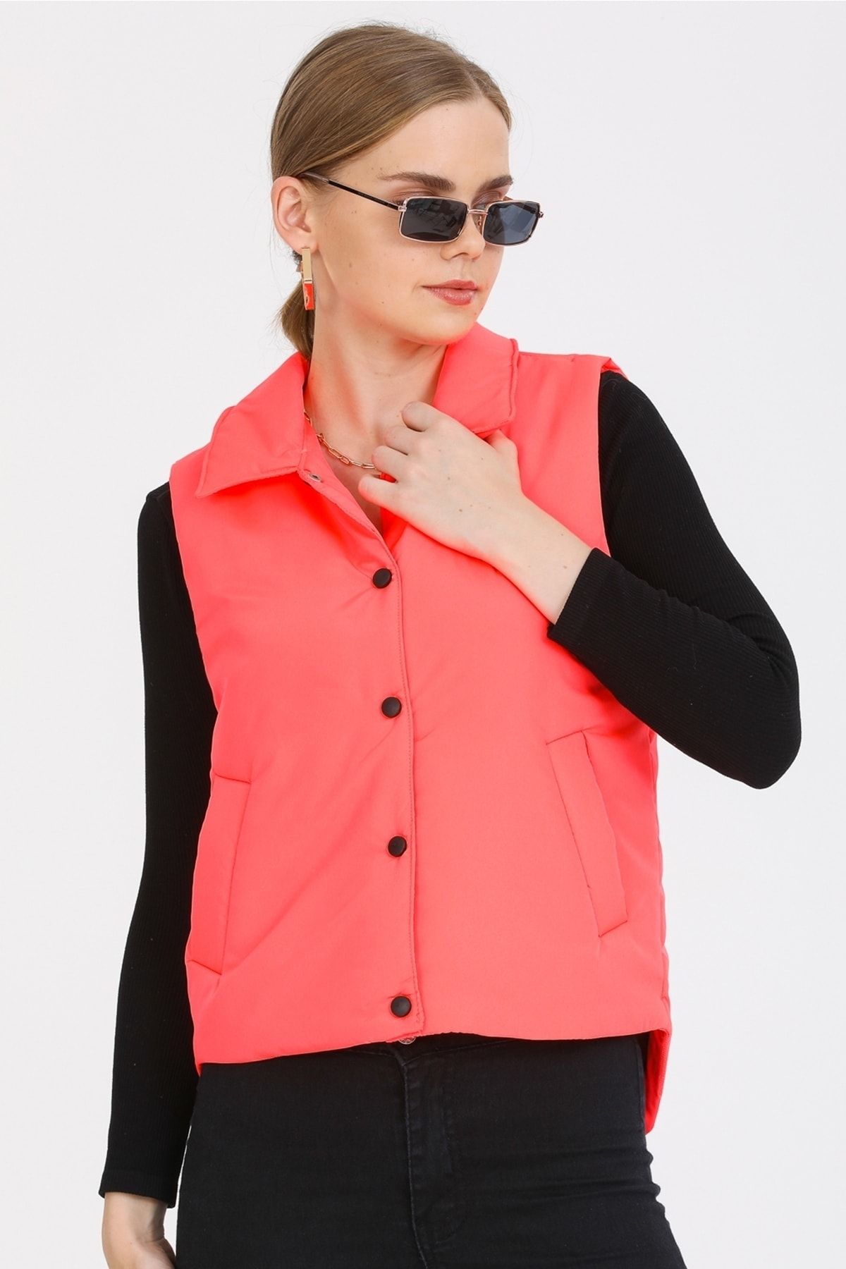 MD trend Women s Pink Polo Collar Short Puffer Vest with Snap