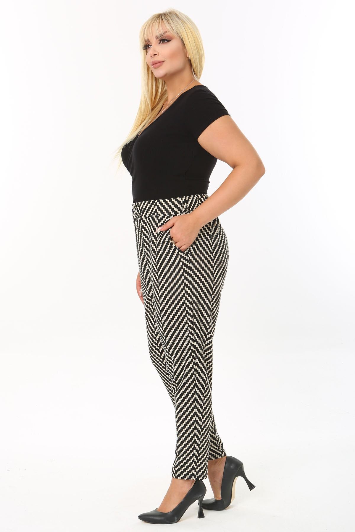Striped deals stretchy pants