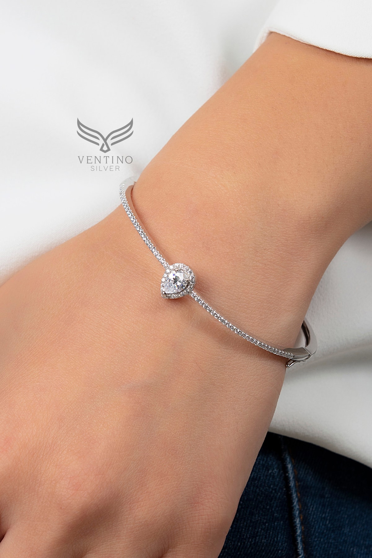 Ventino Silver Kadın Damla Figürlü Zirkon Taşlı Kelepçe Gümüş Bileklik Vkb-6518