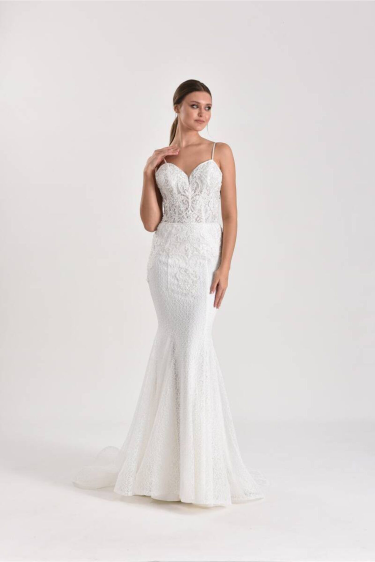 Mediha Cambaz Bridal Alısse Petek Elastik M Yaka Askılı Sarma Boncuklu Balık Retro Gelinlik