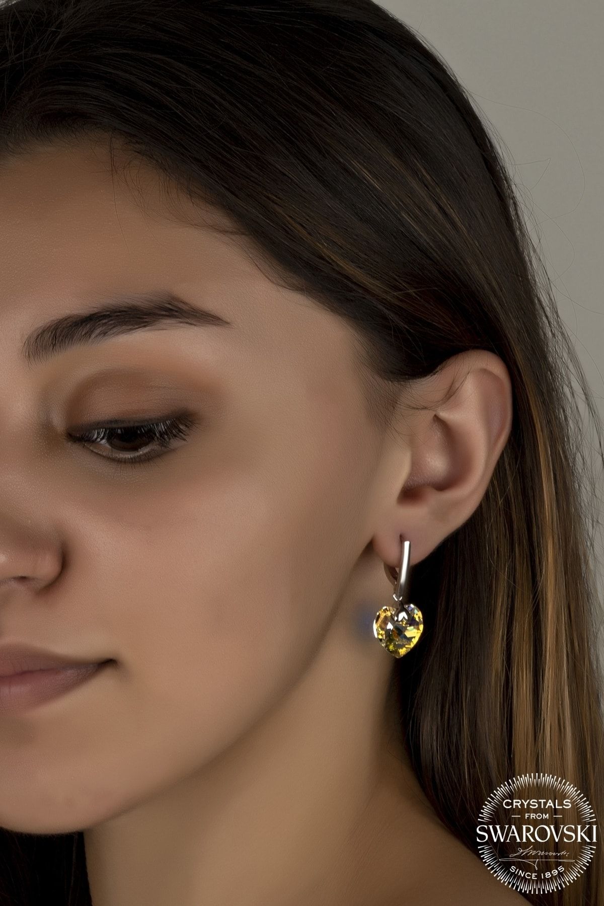 Union Swarovski Crystal Kadın Büyük Sallantılı Parlak Kalp Gümüş Küpe