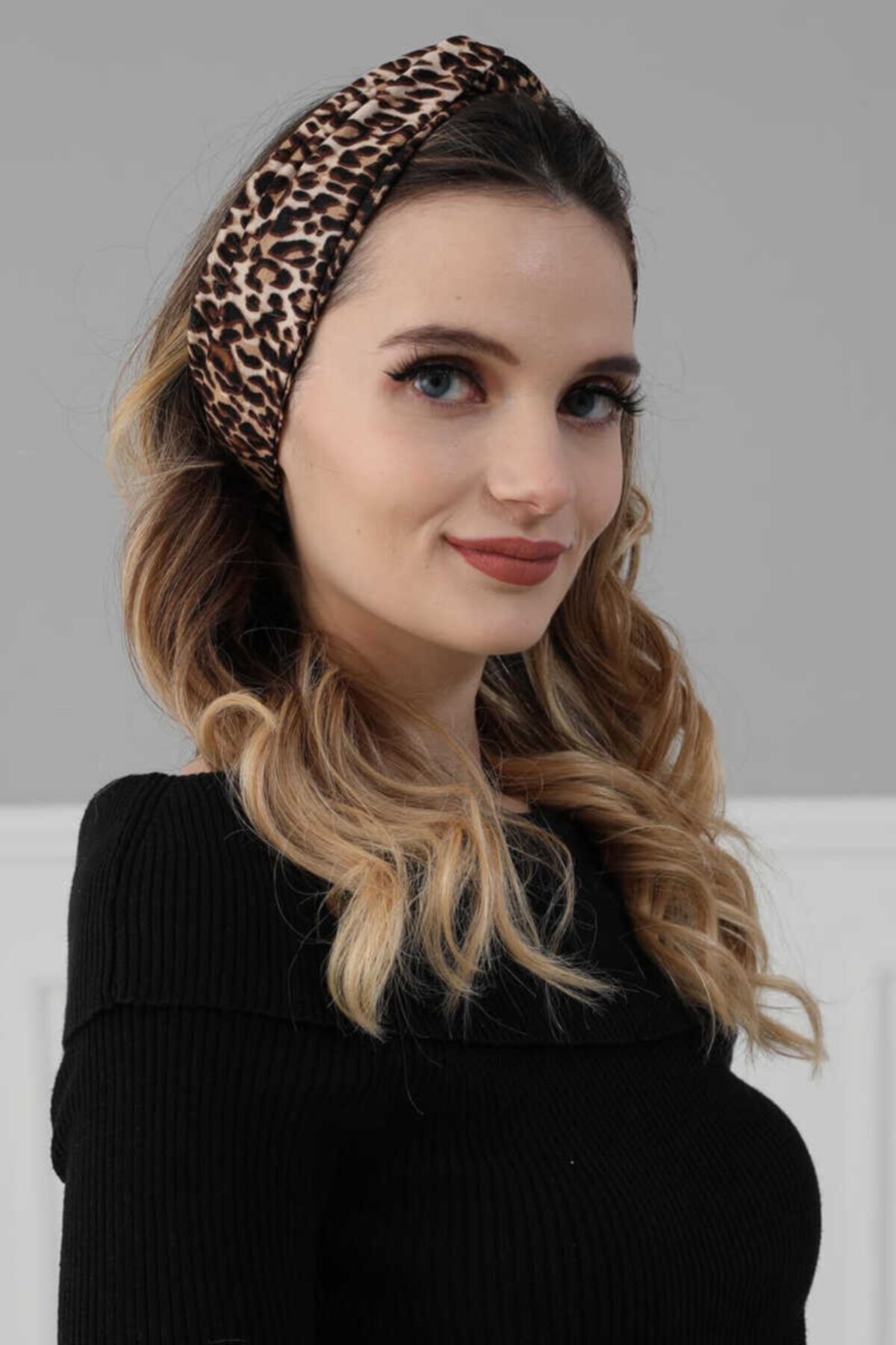 Ayşe Tasarım Kadın Kahverengi Bandana Leopar