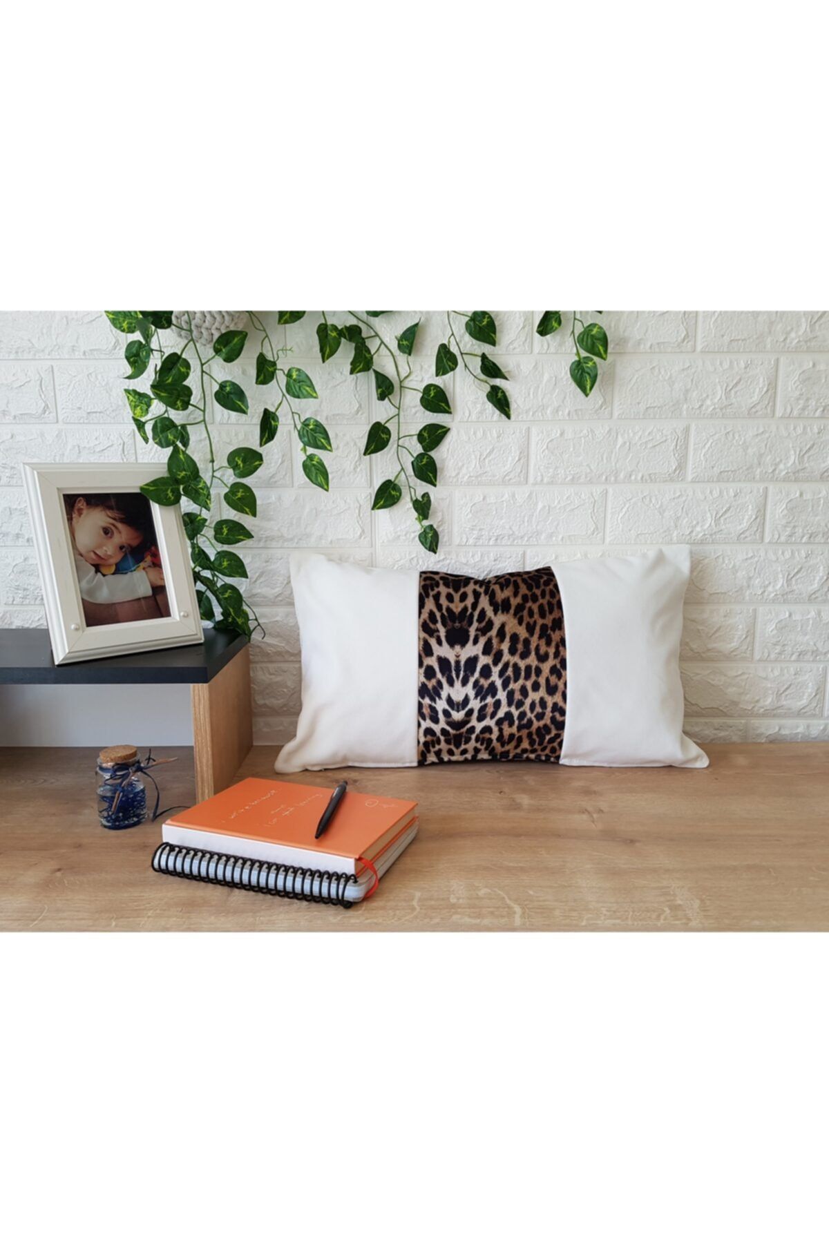 Saruhan Leoparlı Kırlent Beyaz 30x50