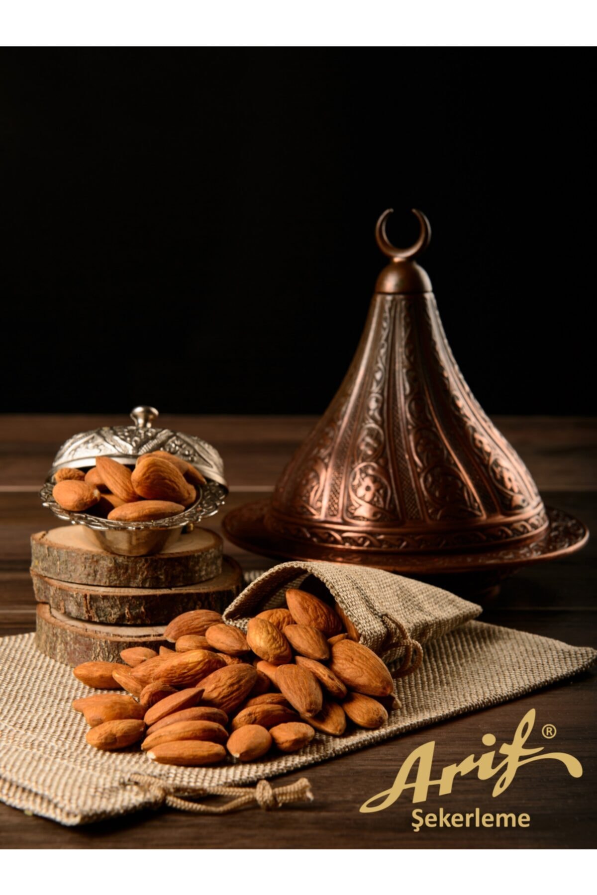 ARİF ŞEKERLEME Yerli Çiğ Badem Içi (1 KG)