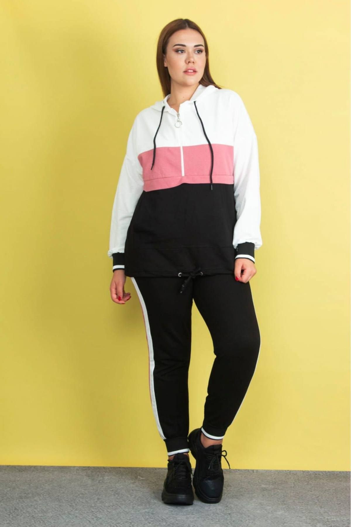 ışıltı fashion Şerit Detaylı Pembe Kapüşonlu Eşofman Takımı