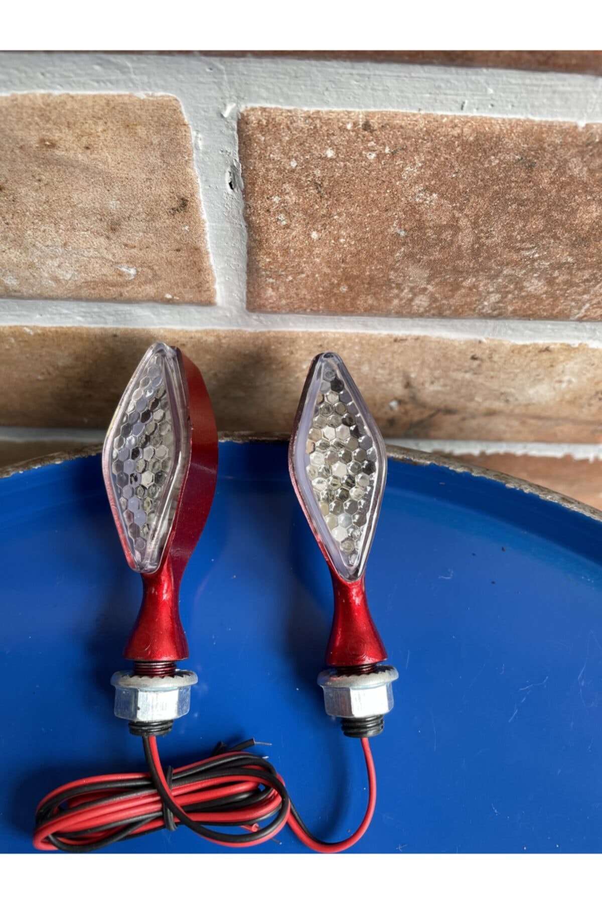 Wiwi Kırmızı Beyaz Işıklı Led Sinyal