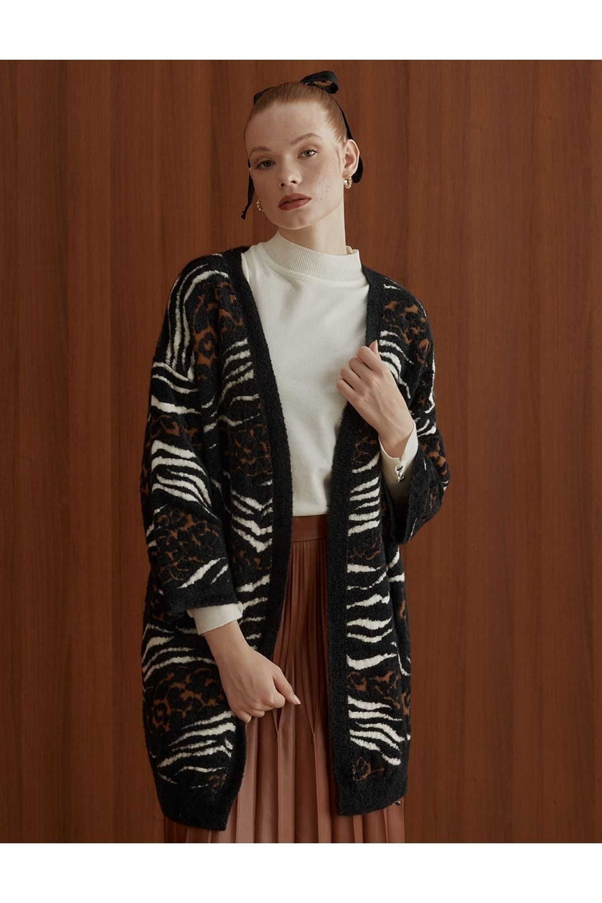 Three quarter sleeve black sale cardigan
