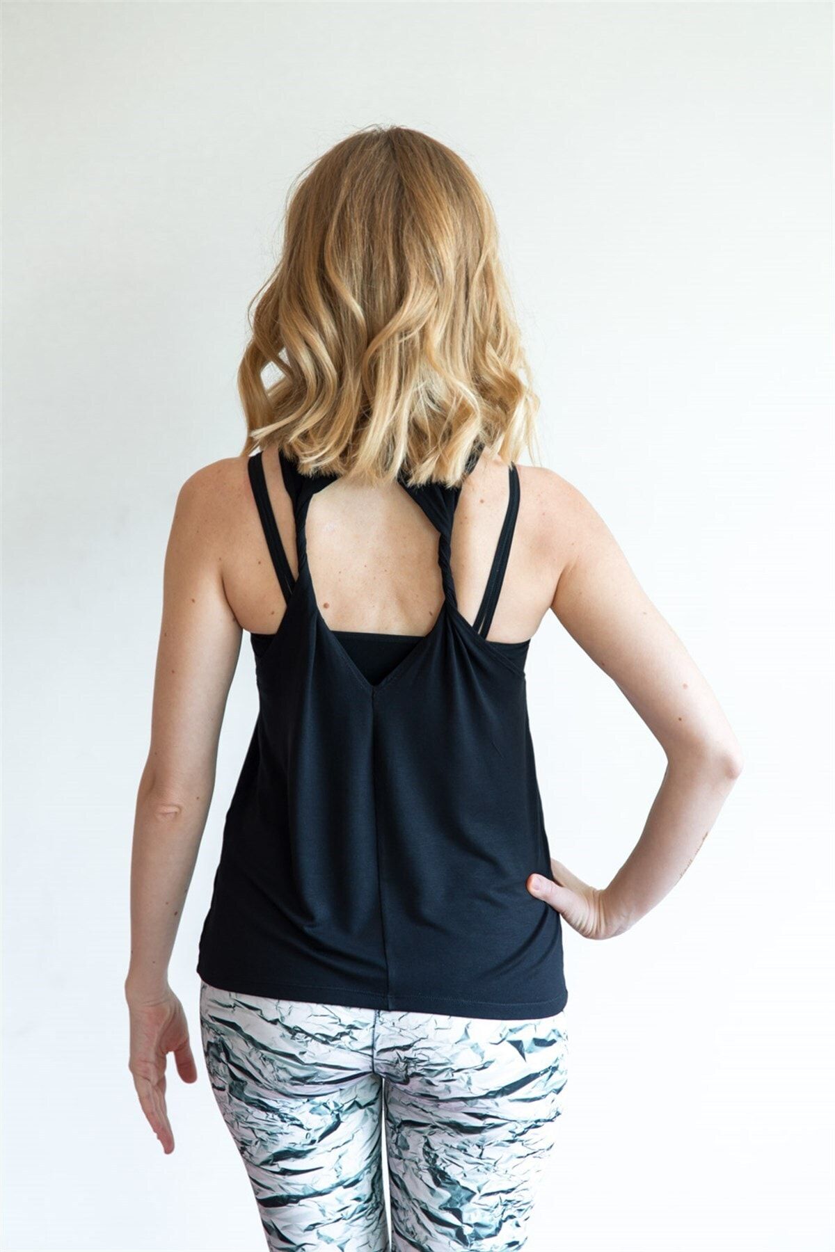 Yogabu Kadın Siyah Sırt Detaylı Twin Ivy T-shirt