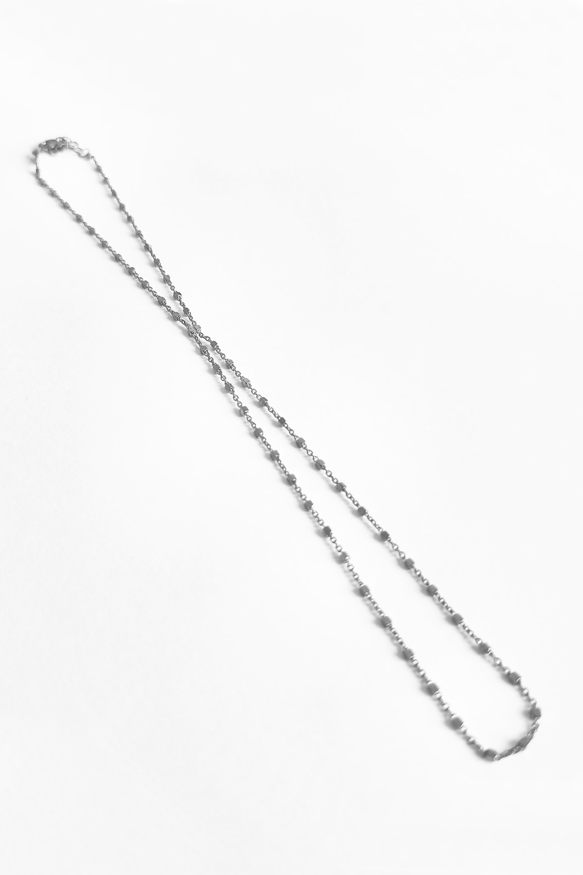 Mistik Silver Kadın Gümüş Küçük Kare Noktalı Şahmeran Rodyum