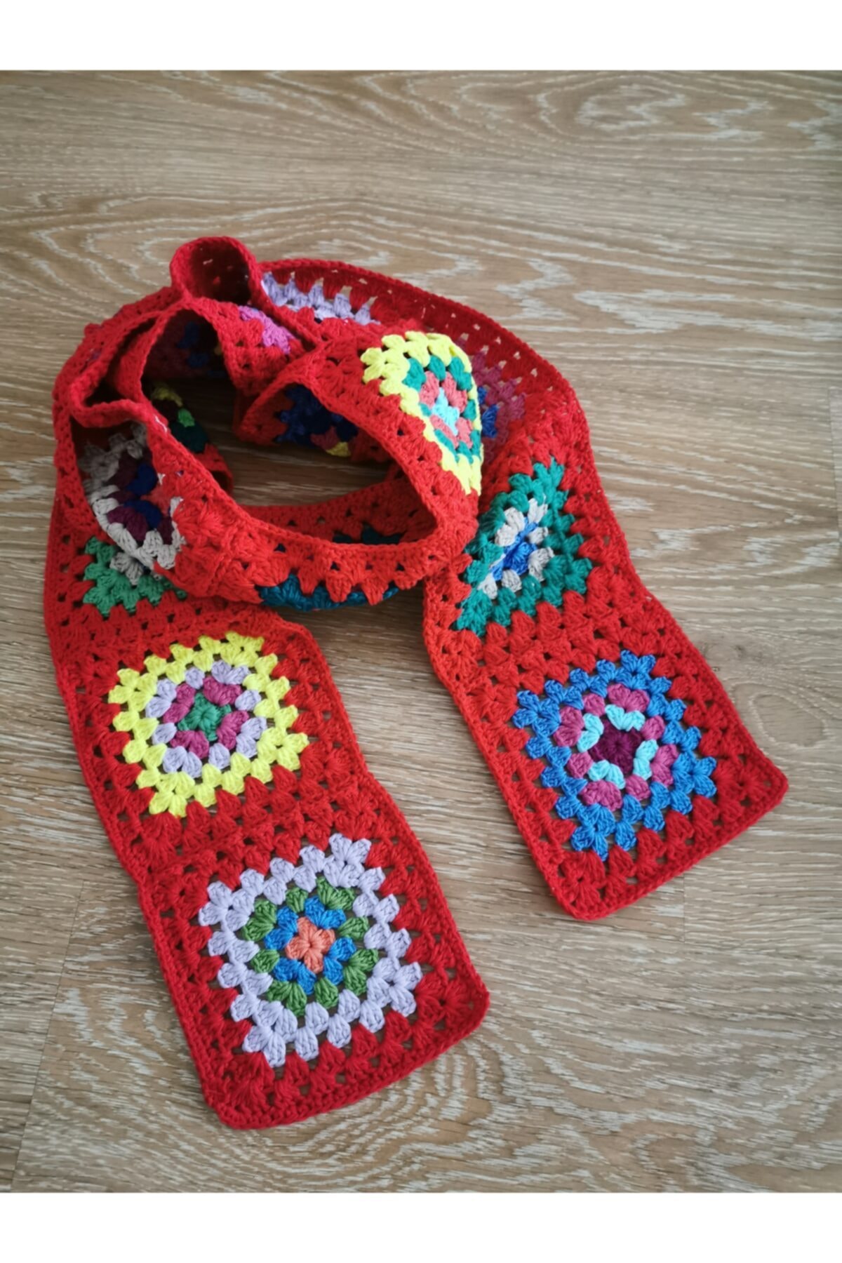 Quezzquality Kadın  Kırmızı  Kare Motifli El Örgüsü Atkı