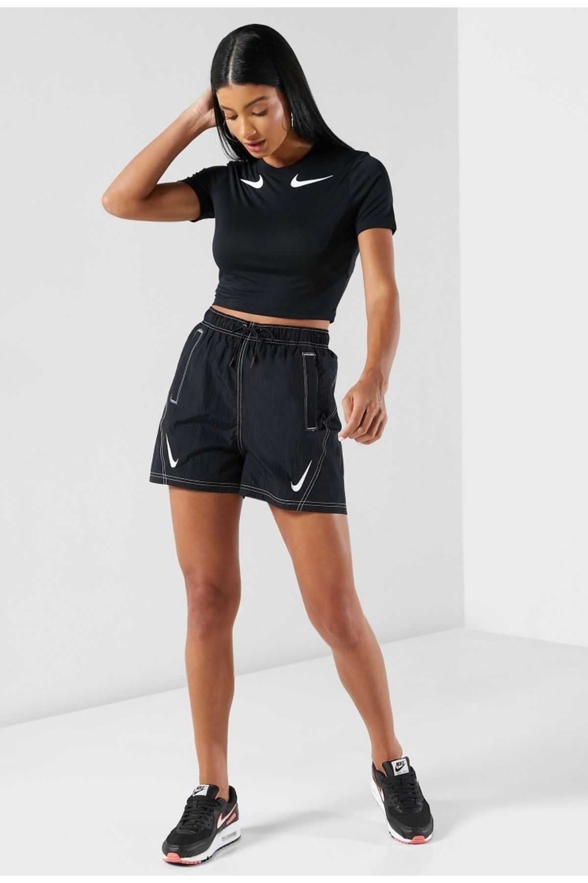 Nike Sportswear Swoosh Repel Woven Women s Shorts Trendyol