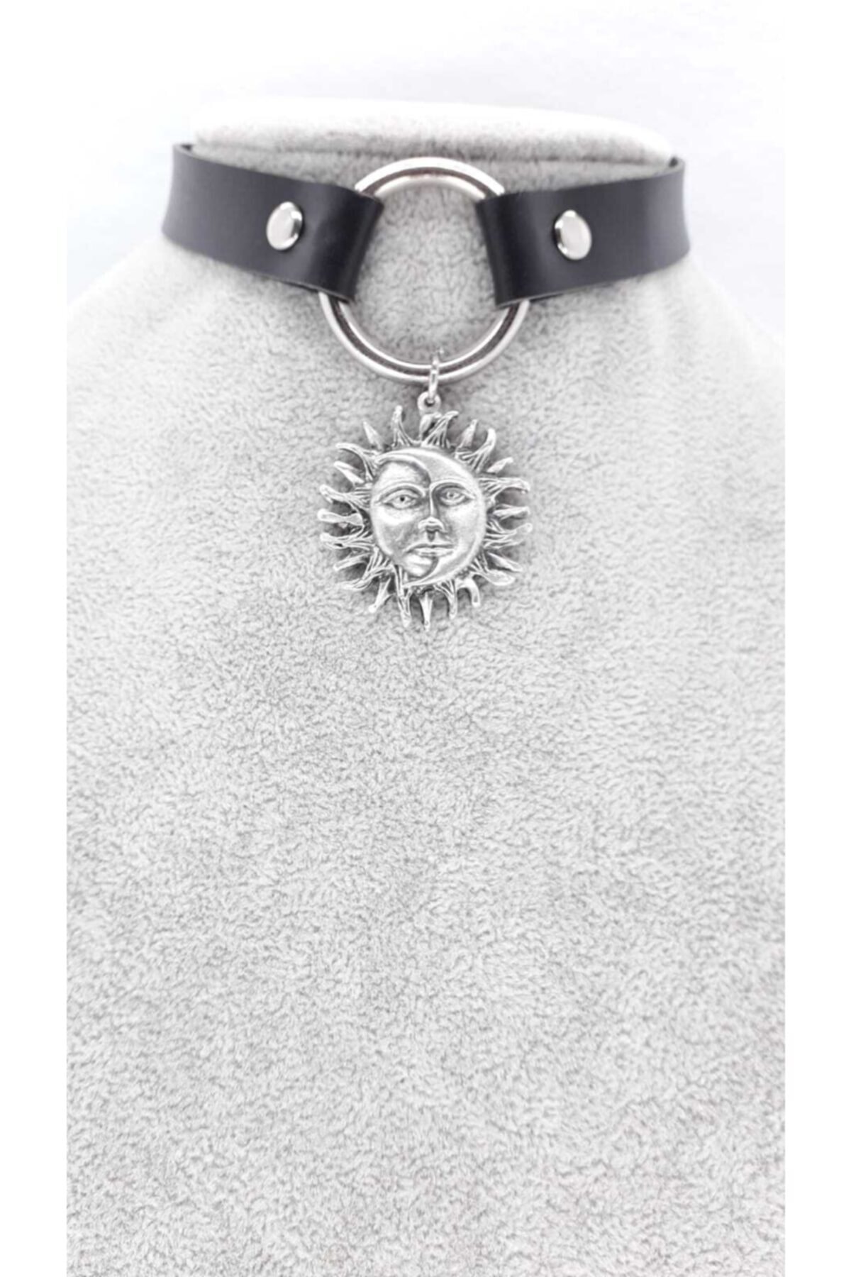 Fugusugu Ay Ve Güneş Surat Objeli Suni Deri Choker