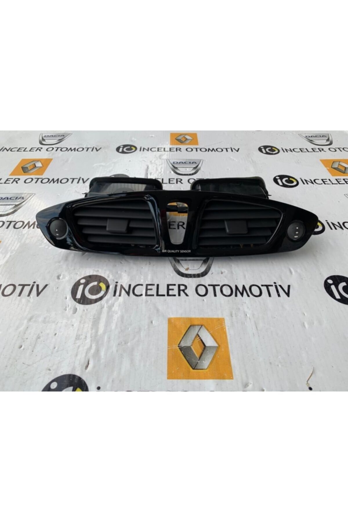 İnceler 682600036r Scenıc Iıı 3 Orta Havalandırma Izgarası Dıfızor Maıs