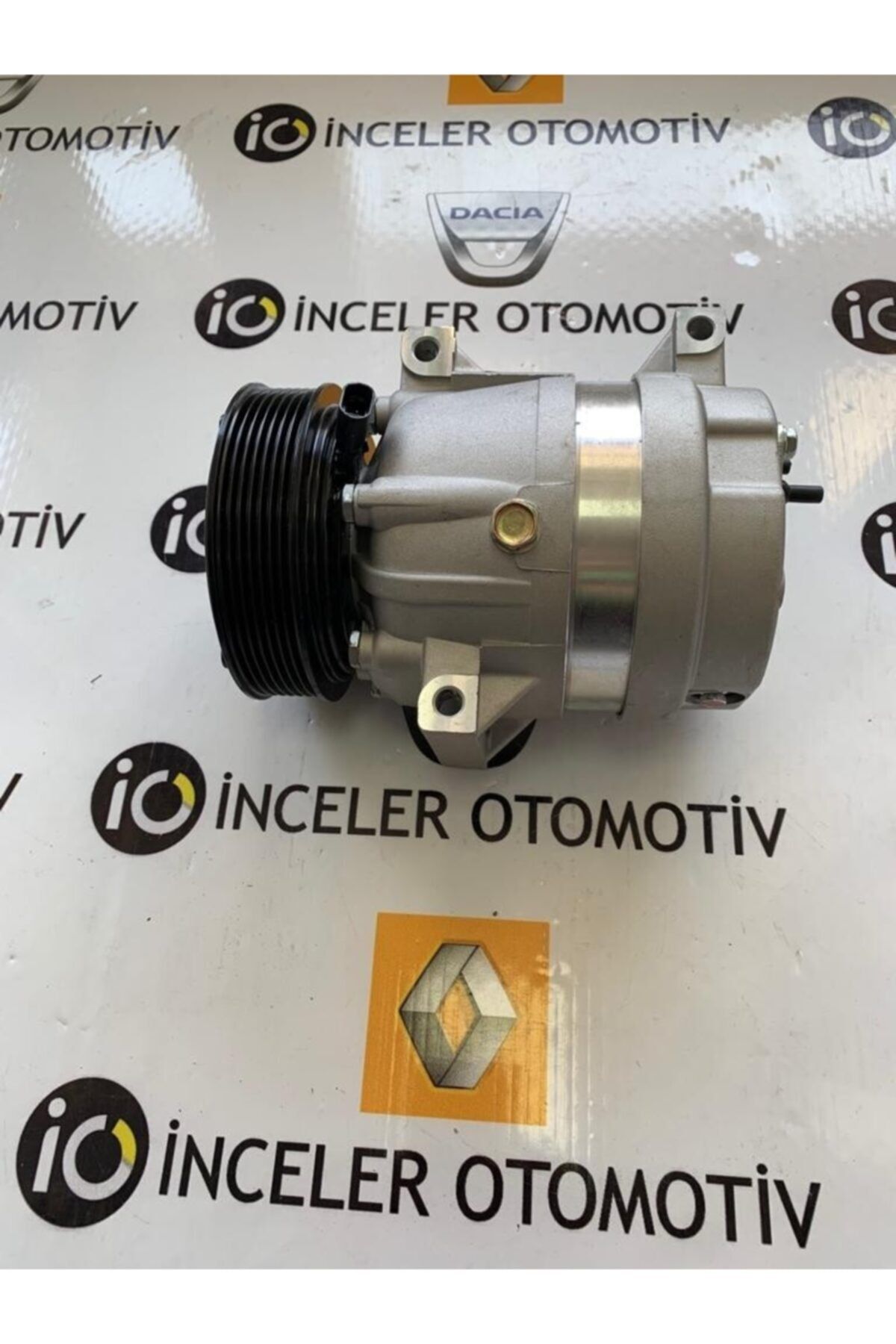 İnceler 8200979500 Master 2 Trafıc 2 Klima Kompresörü