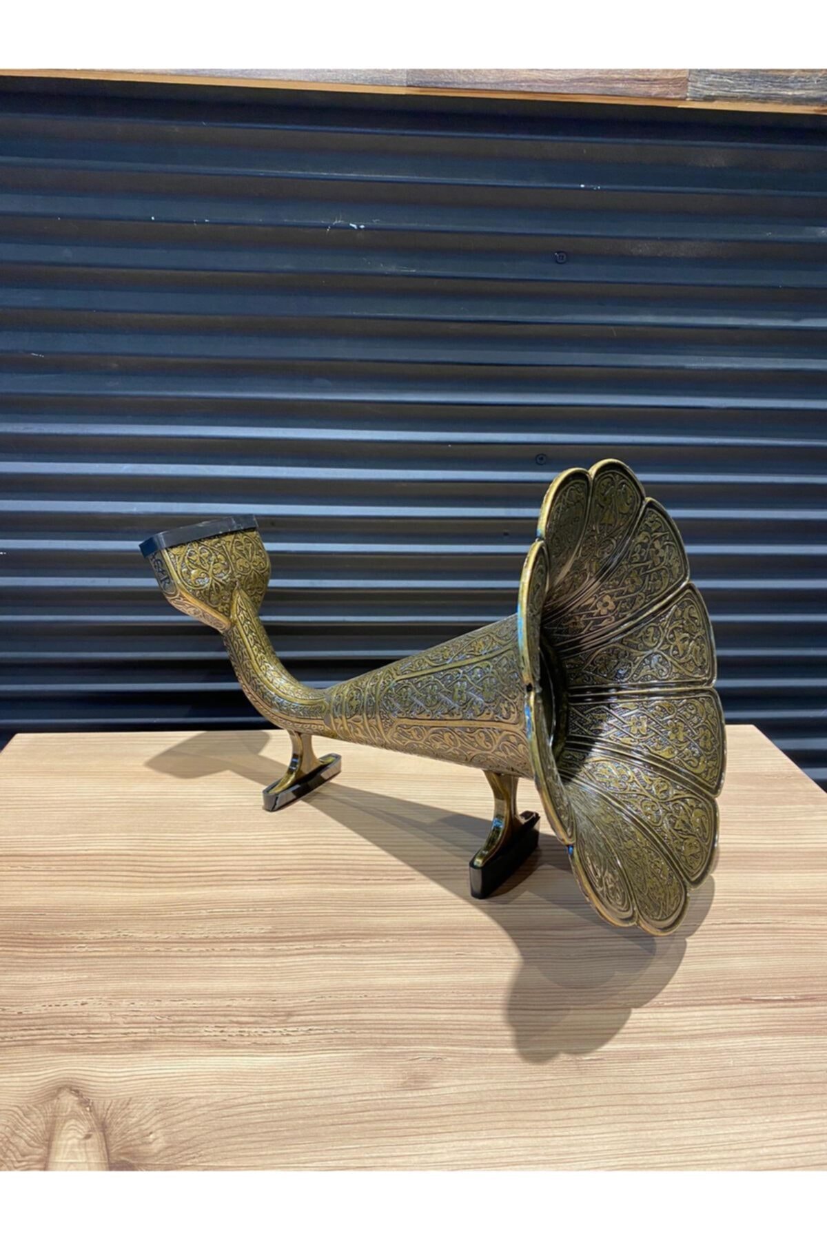 ADN HOME AKSESUAR Gramafon Huni