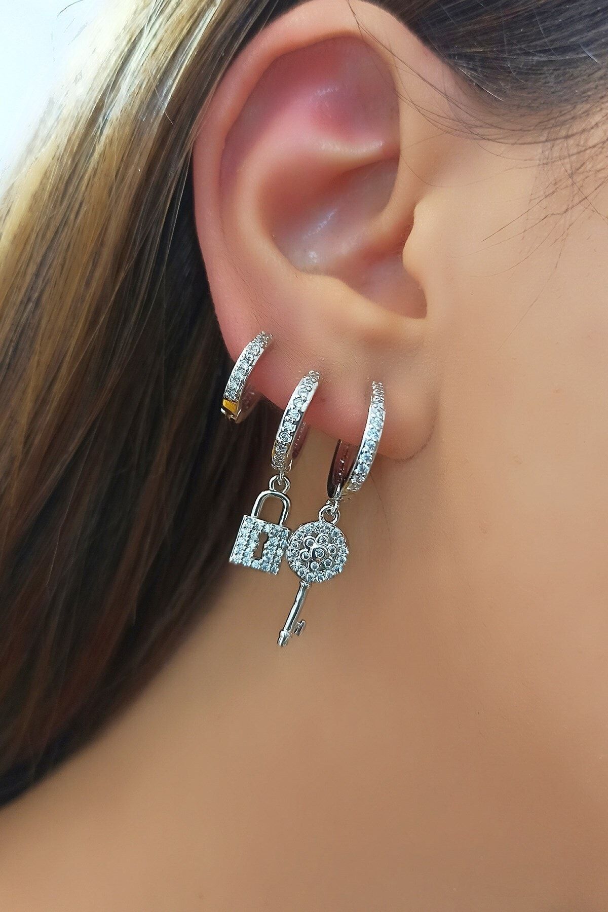 Çlk Accessories 3 Lü Taşlı Kilit Küpe B350