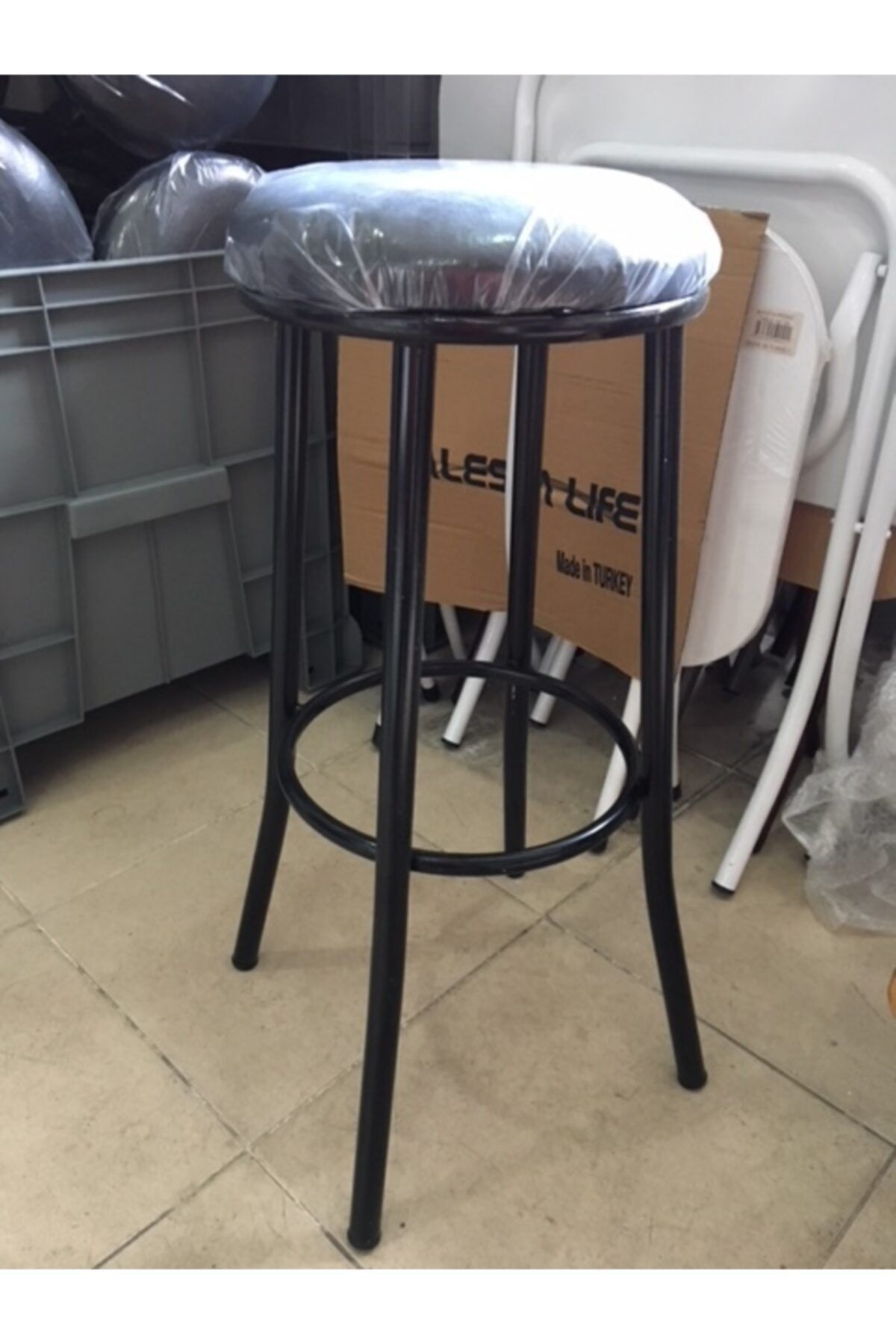 Yaymer Bar Taburesi 65 Cm.